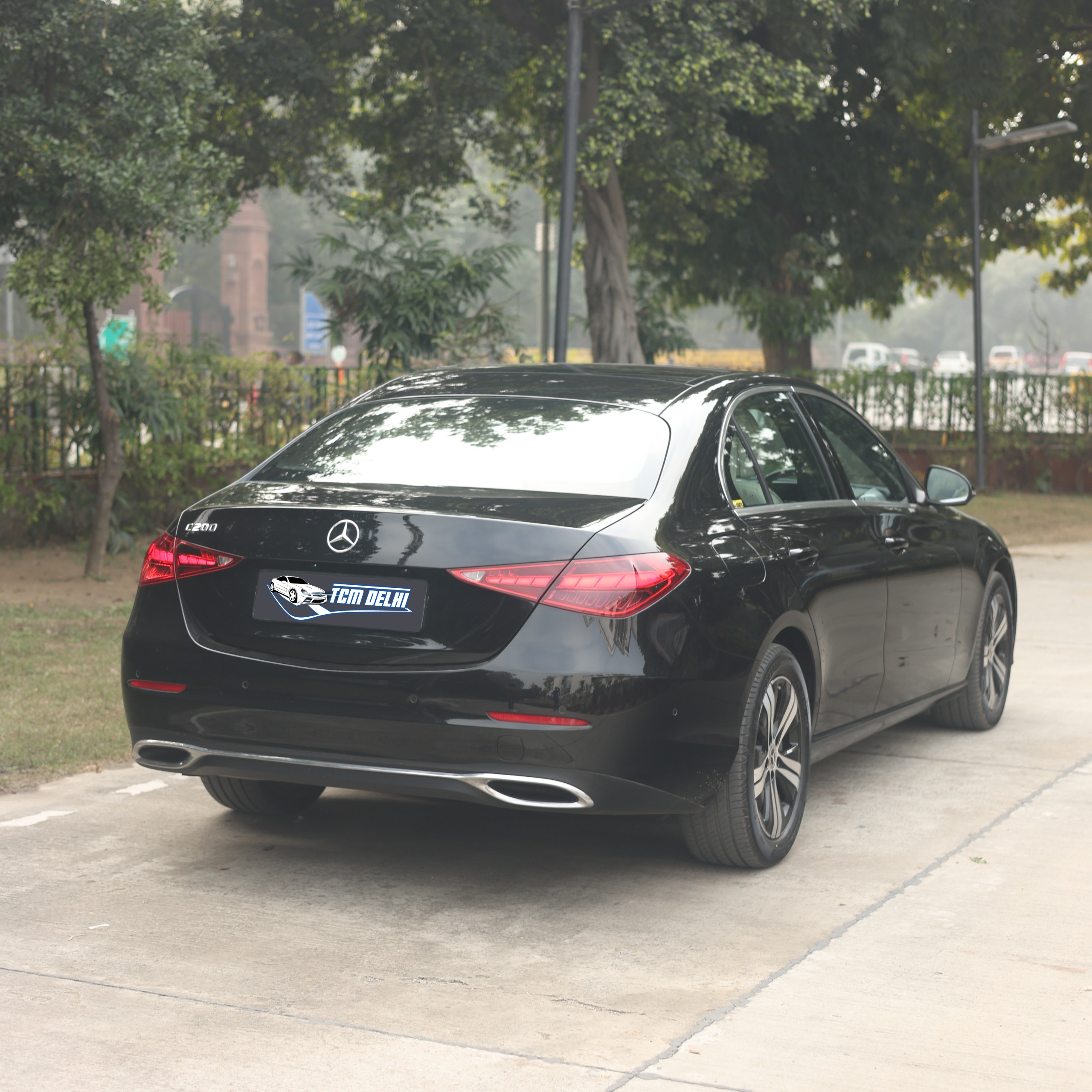 MERCEDES BENZ C200