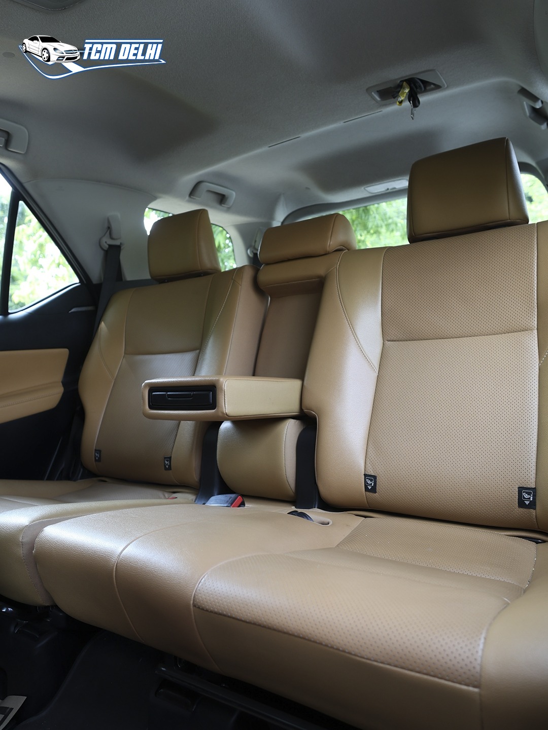 TOYOTA FORTUNER 4X2 AUTOMATIC