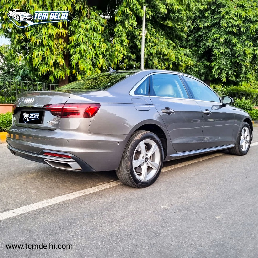 AUDI A4 45TFSI TECHNOLOGY