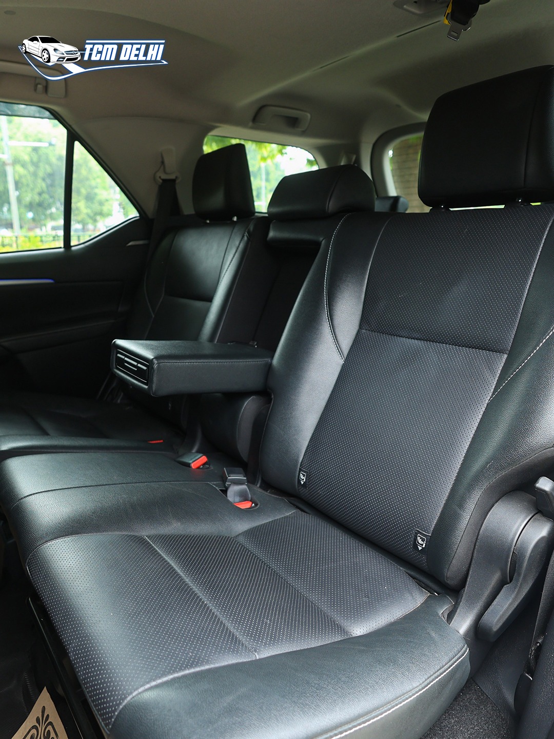 TOYOTA FORTUNER 4X2 AUTOMATIC