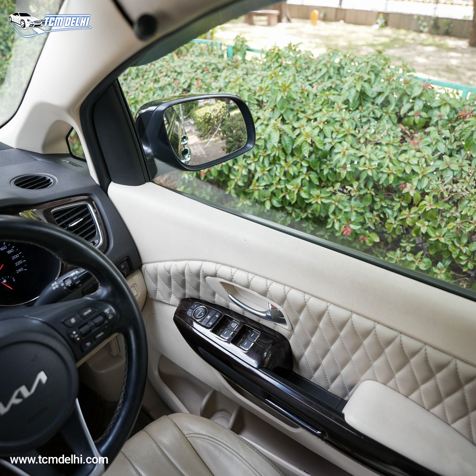 KIA CARNIVAL LIMOSINE+