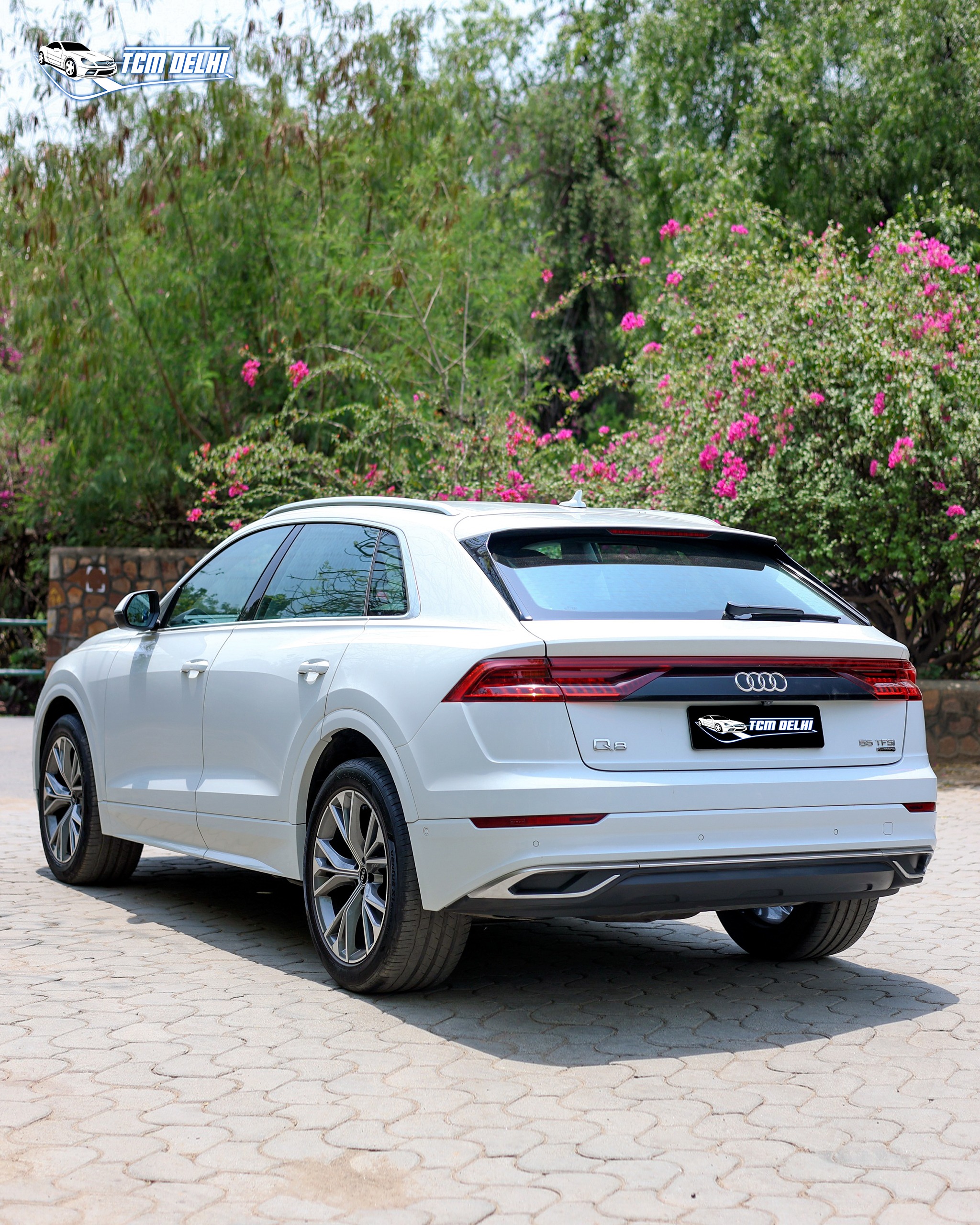 AUDI Q8 55 TFSI CELEBRATION