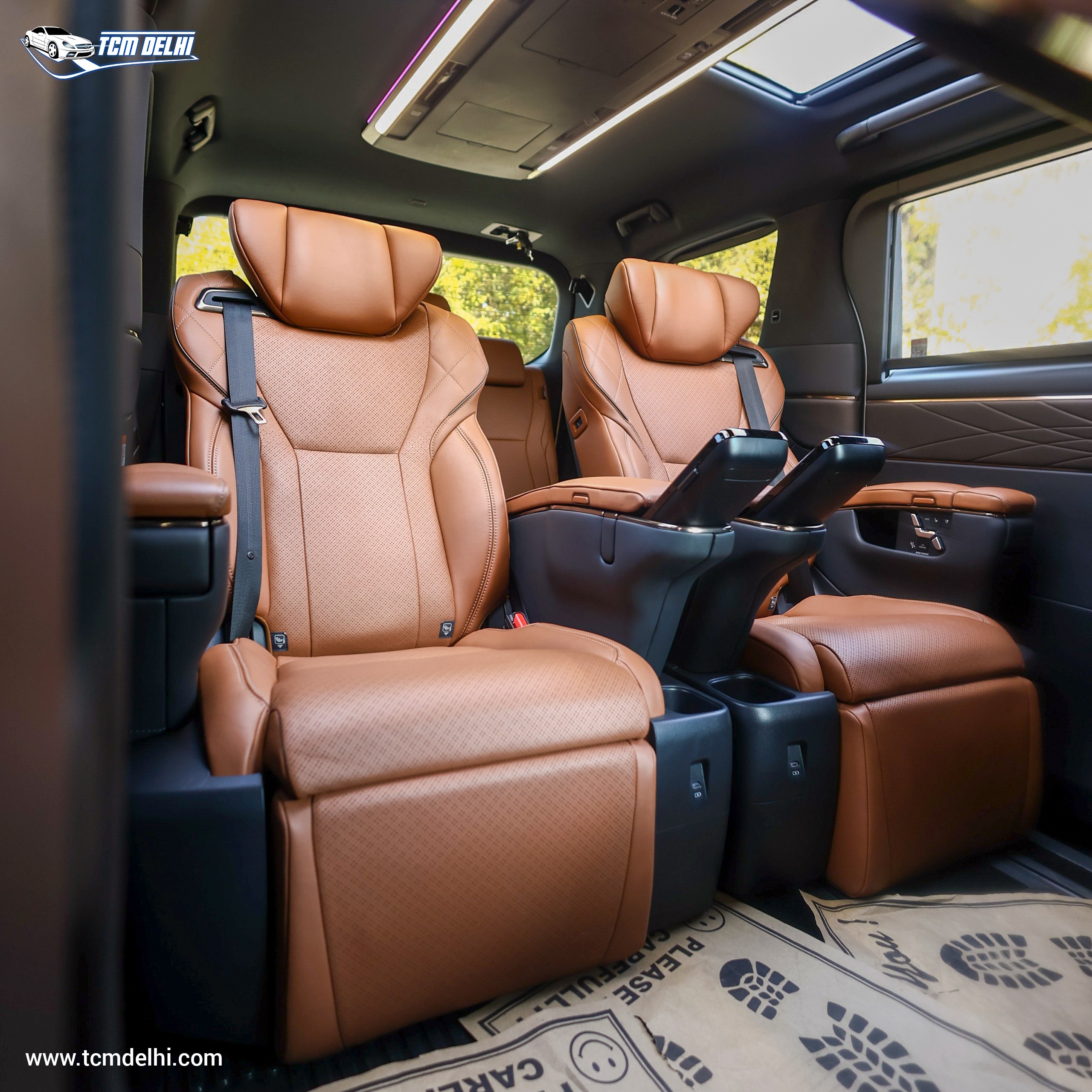 TOYOTA VELLFIRE EXECUTIVE LOUNGE