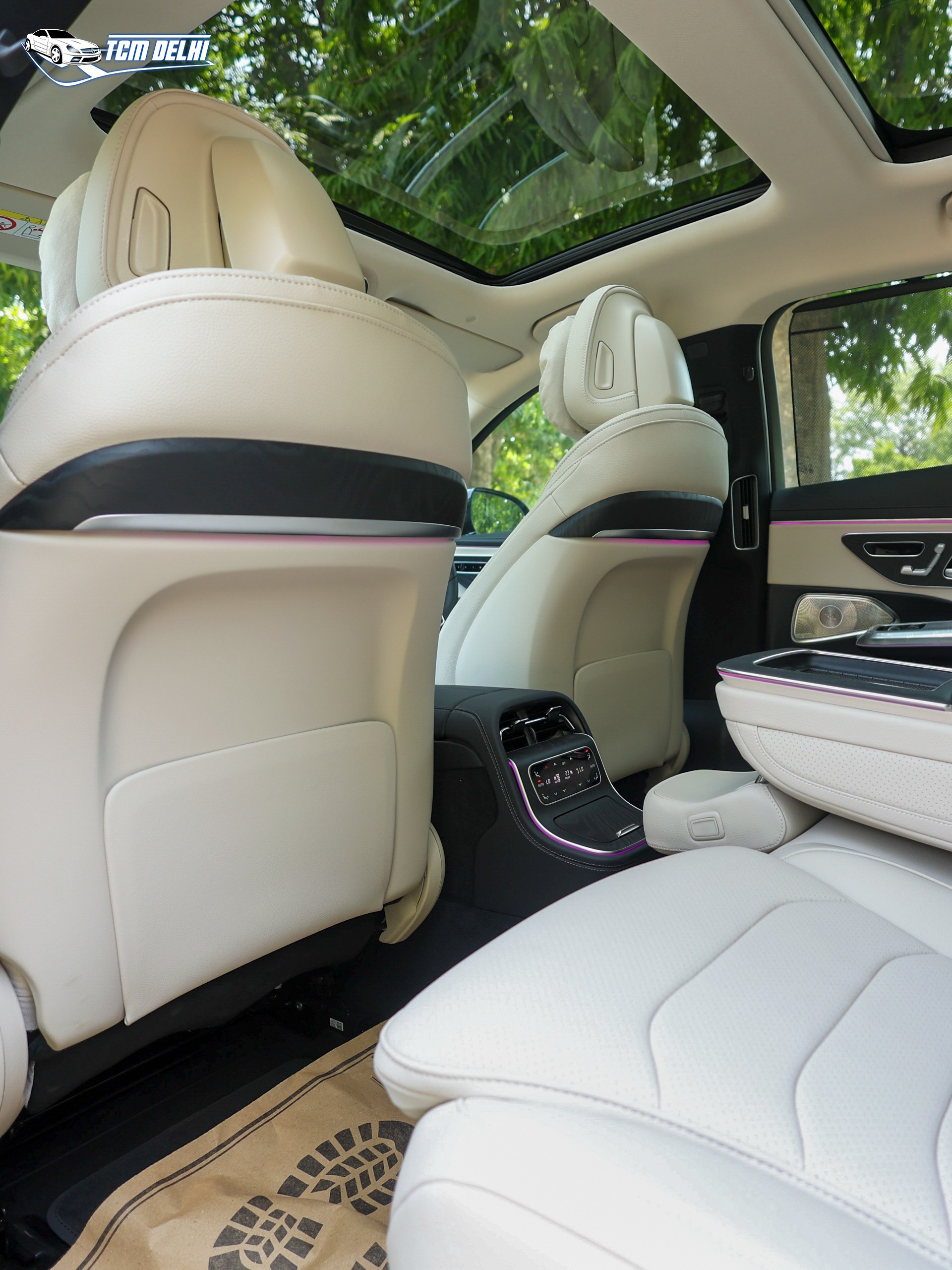 MERCEDES BENZ E200