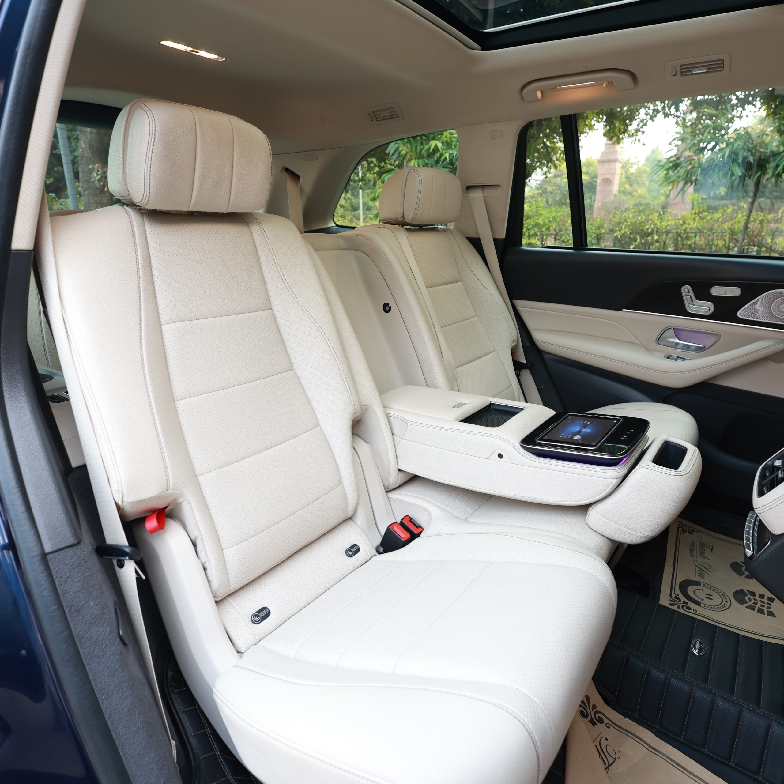 MERCEDES BENZ GLS450