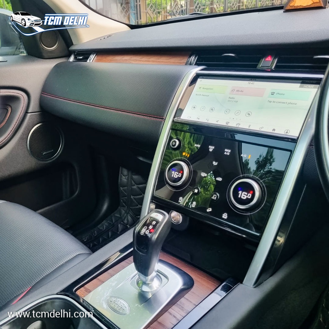 LAND ROVER DISCOVERY SPORTS R-DYNAMIC SE 2.0