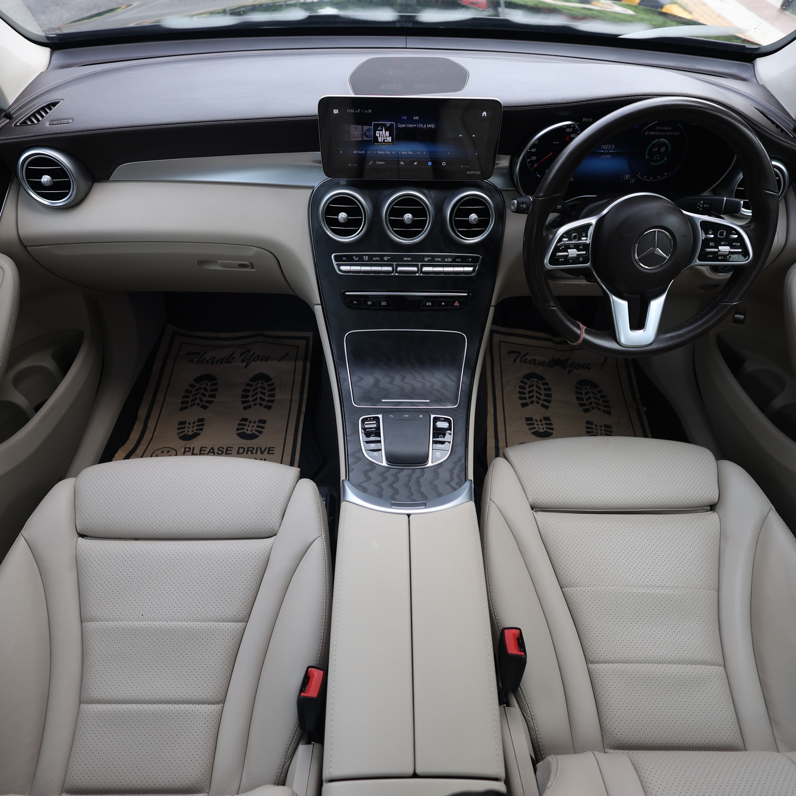 MERCEDES BENZ GLC200