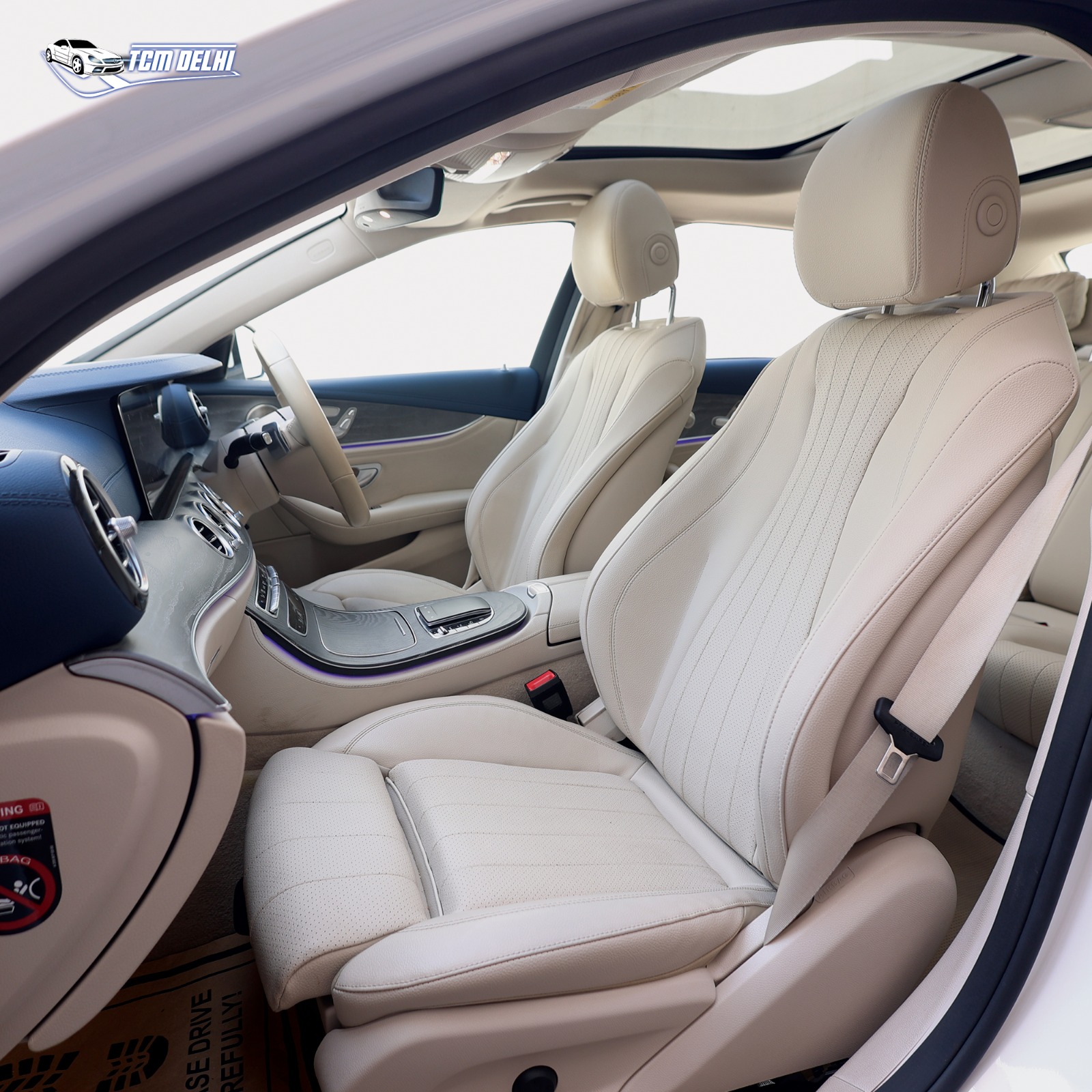 MERCEDES BENZ E200