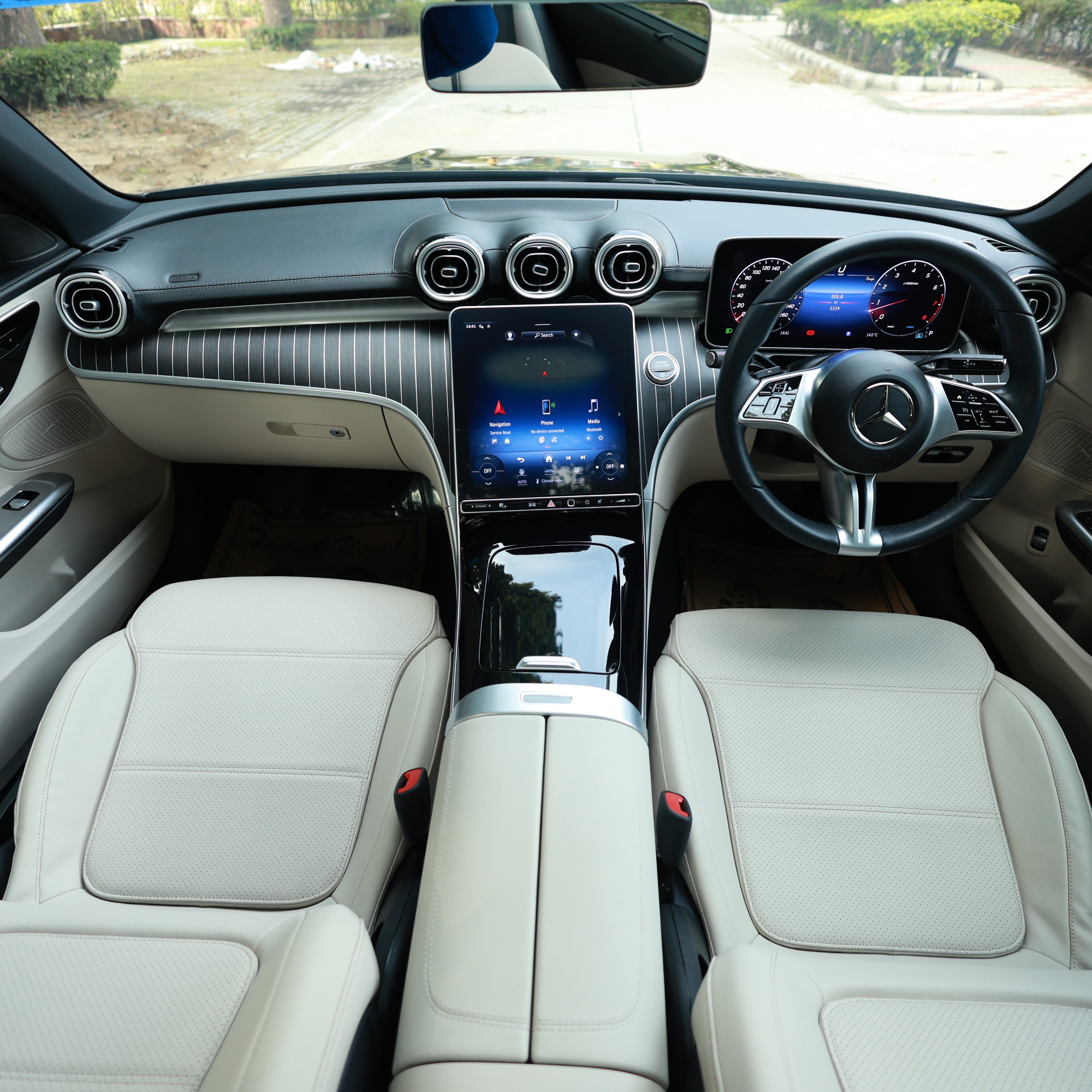 MERCEDES BENZ C200