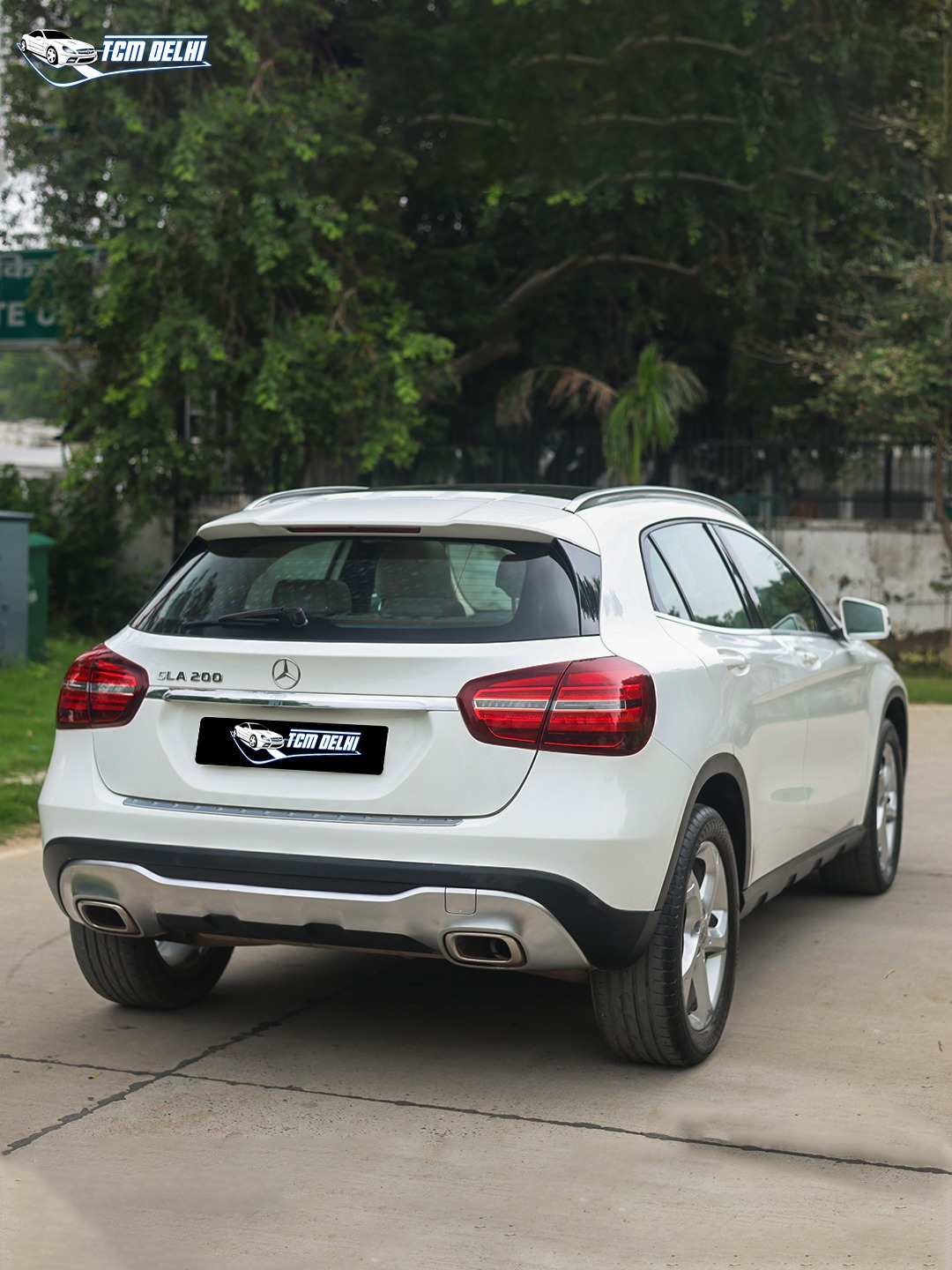 MERCEDES BENZ GLA200