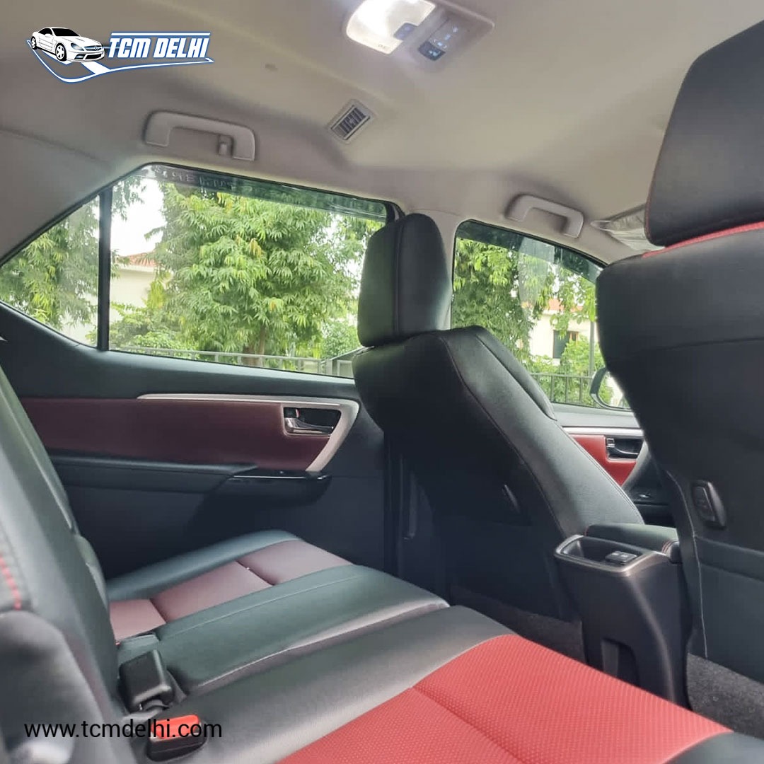 TOYOTA FORTUNER LEGENDER 4X4 A/T