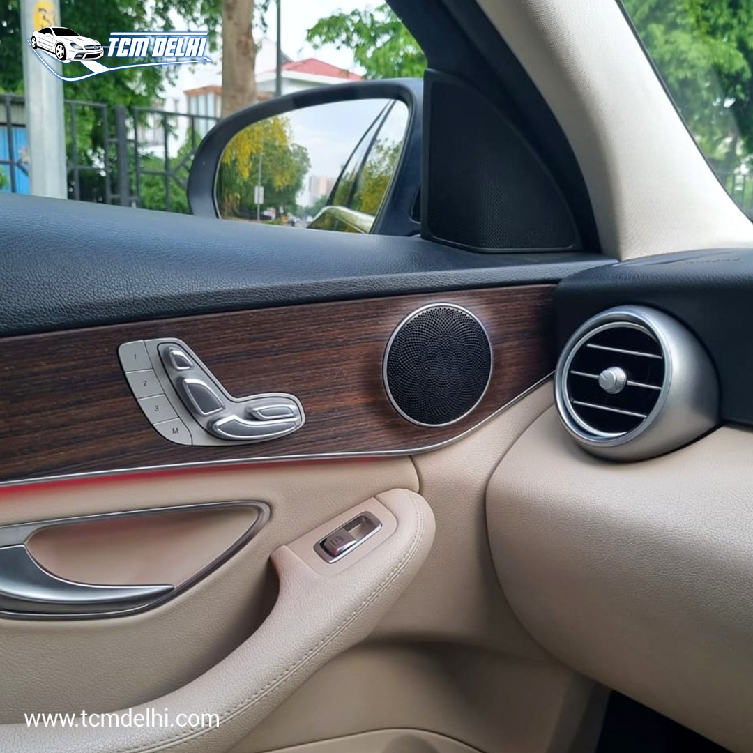 MERCEDES BENZ C200 PROGRASSIVE