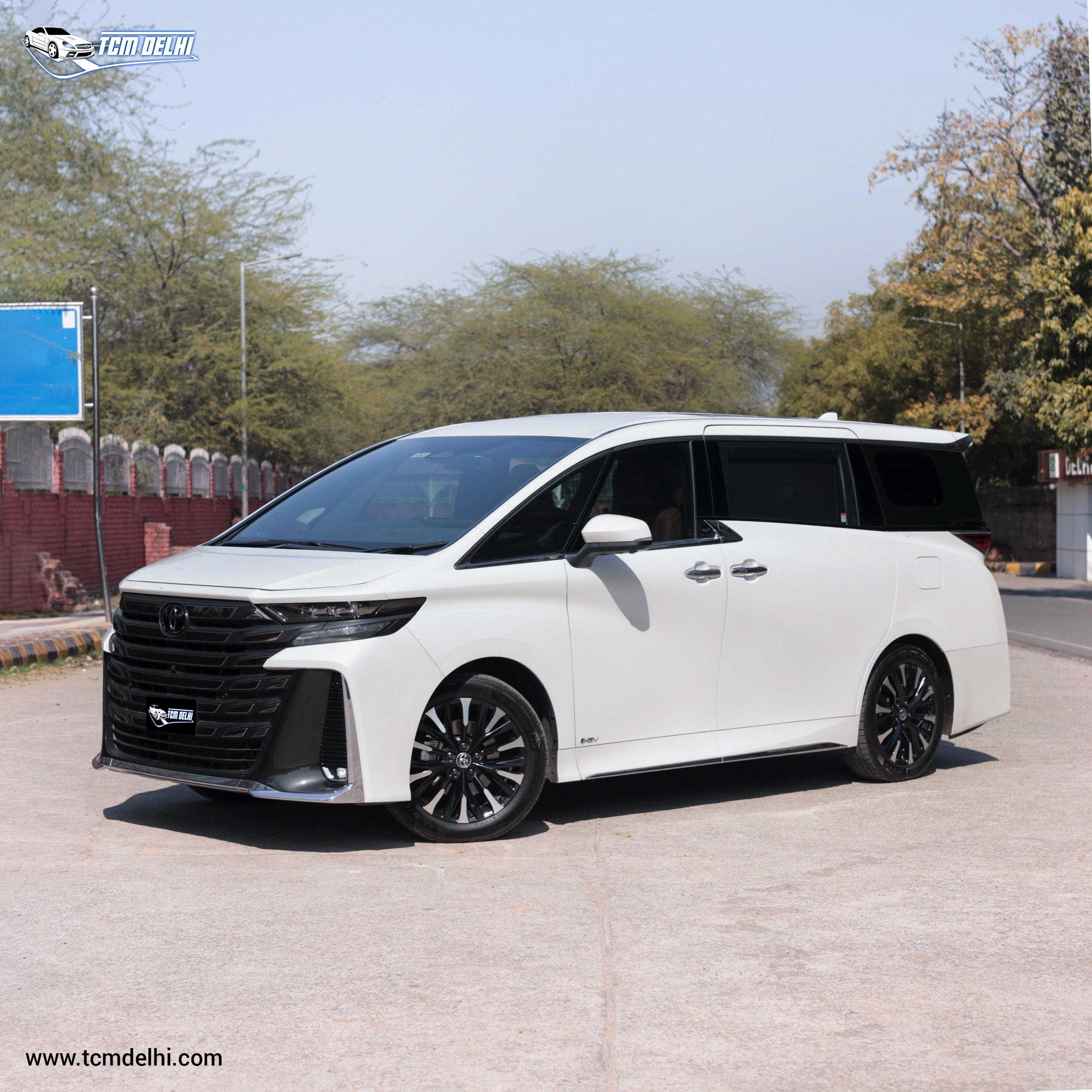 TOYOTA VELLFIRE EXECUTIVE LOUNGE