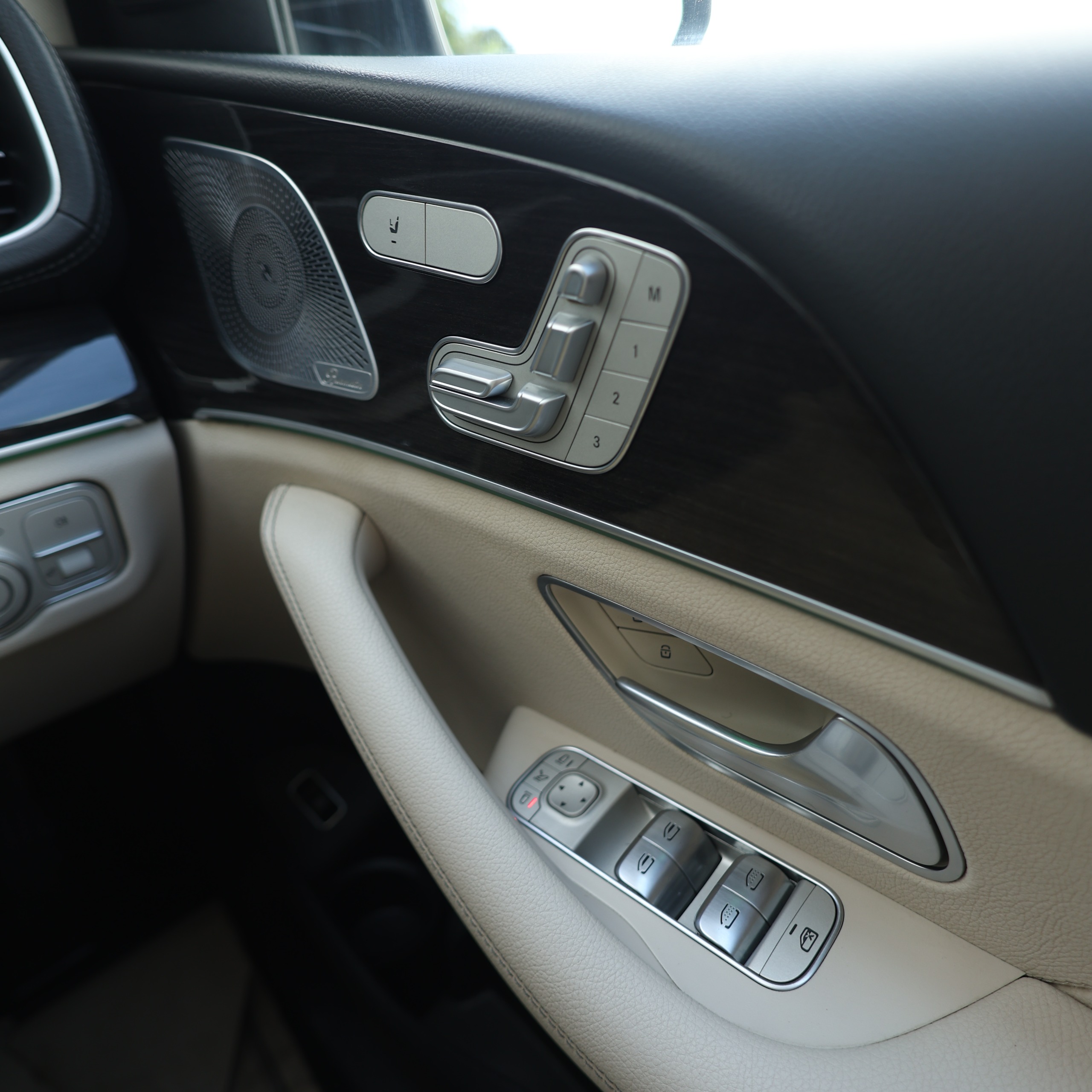 MERCEDES BENZ GLS450