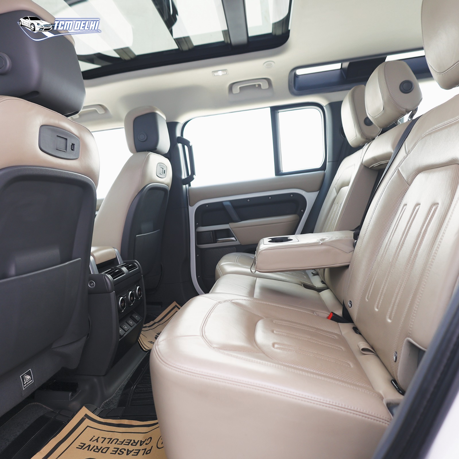 LAND ROVER DEFENDER 2.0 HSE 110PS