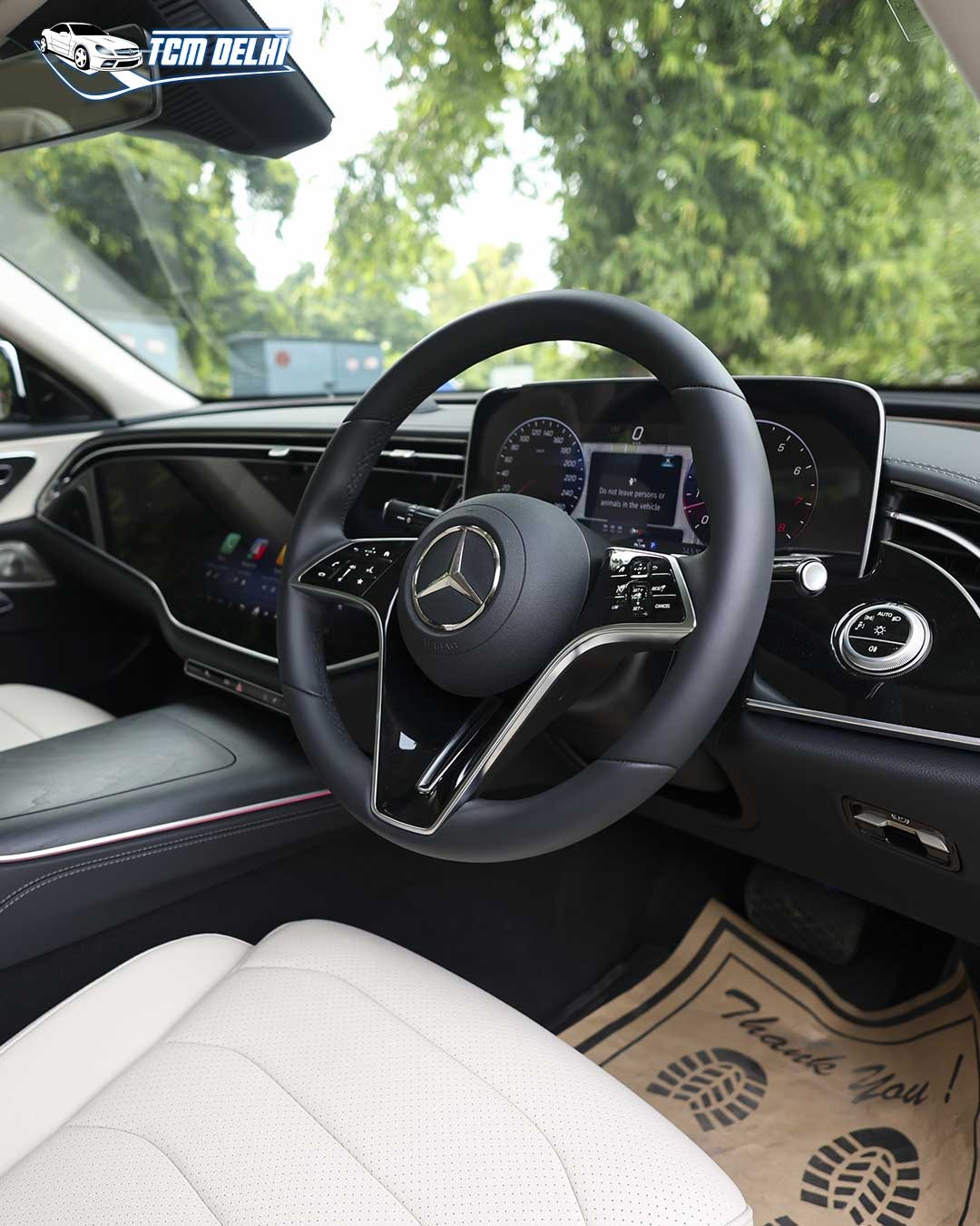 MERCEDES BENZ E200