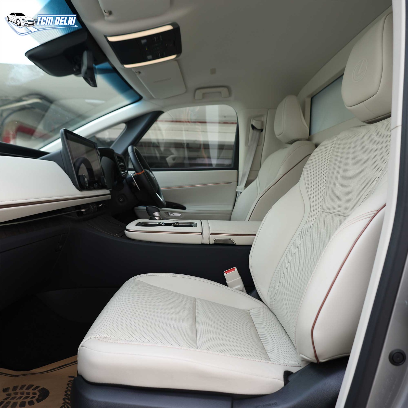 LEXUS LM 350h 4S LUXURY HYBRID