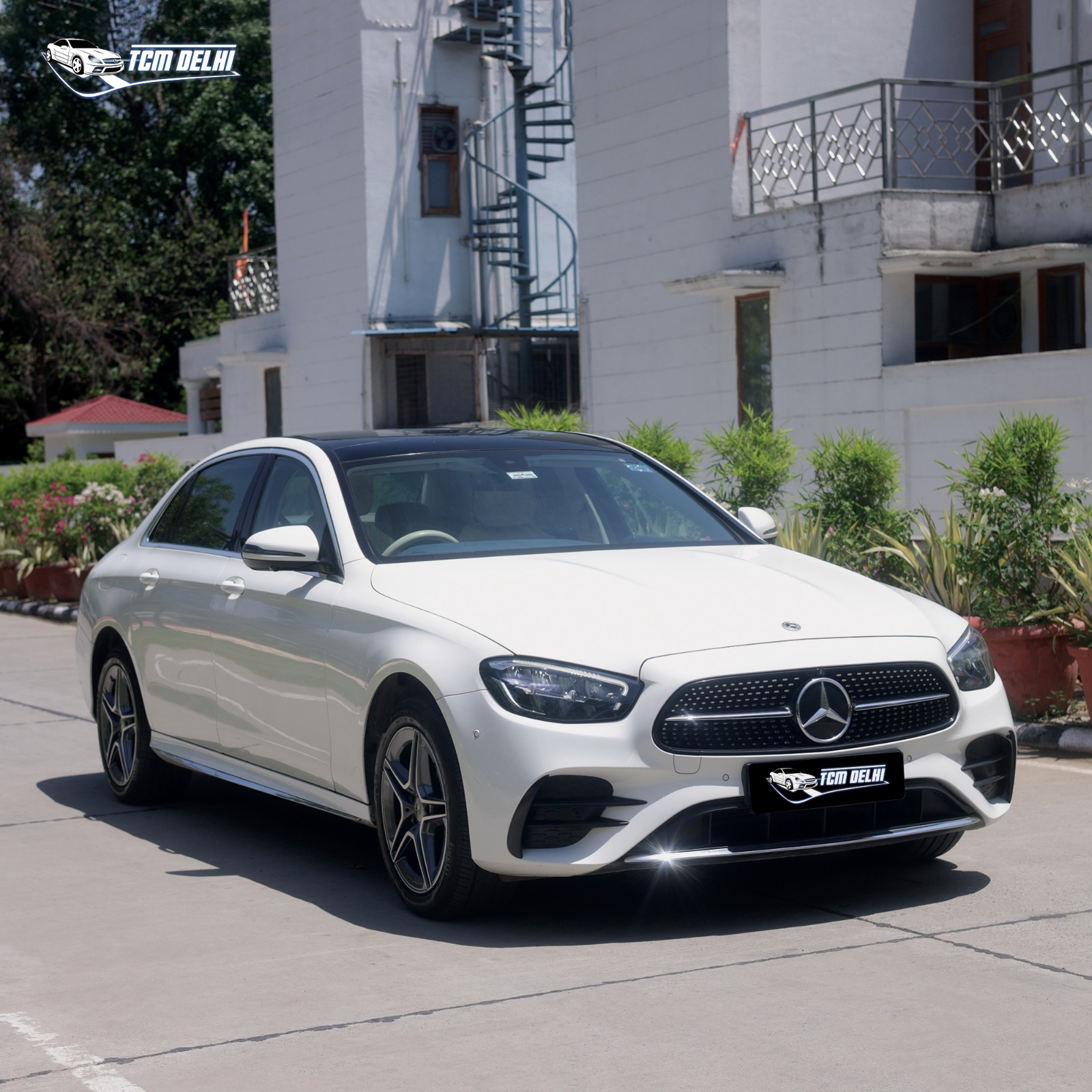 MERCEDES BENZ E200