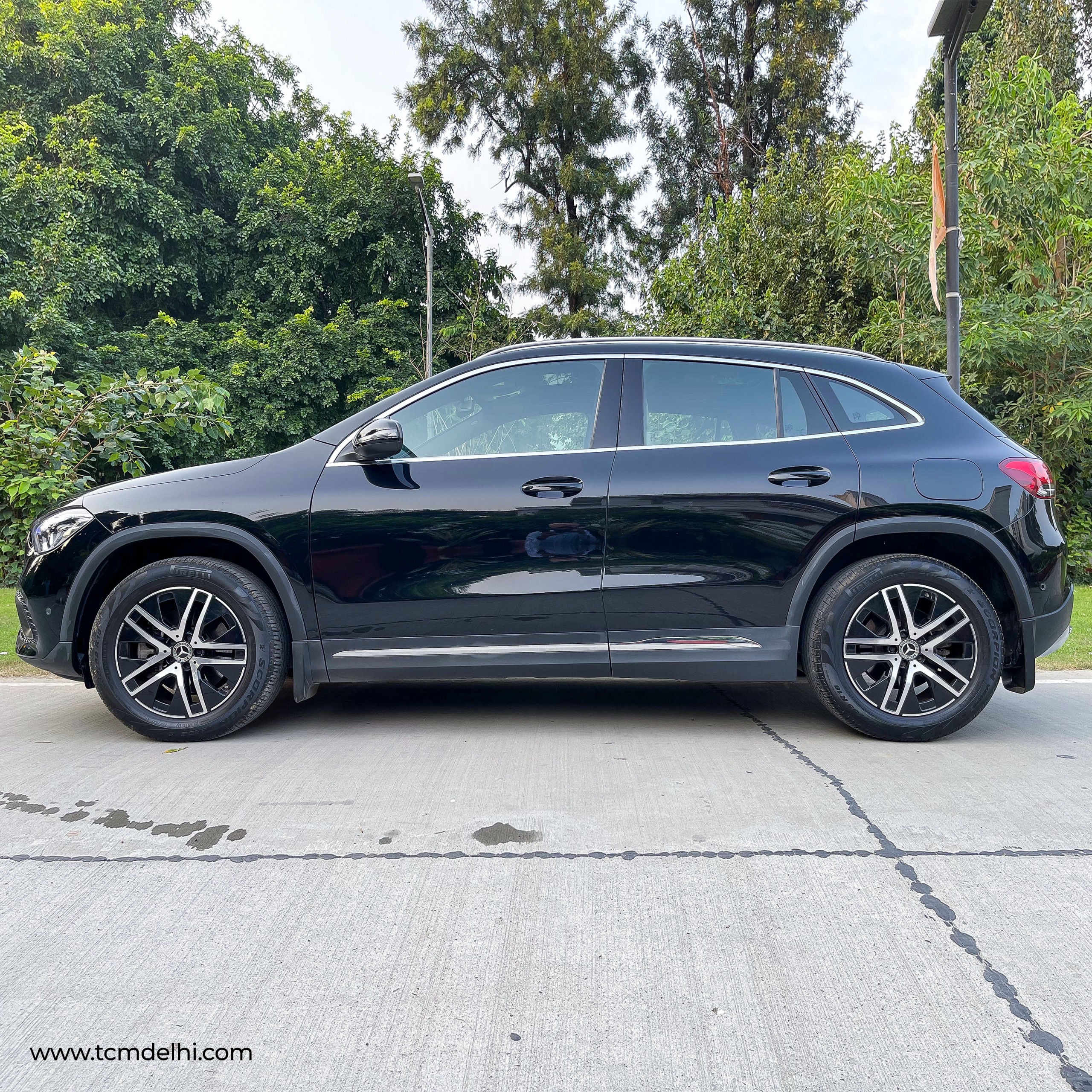MERCEDES BENZ GLA220D