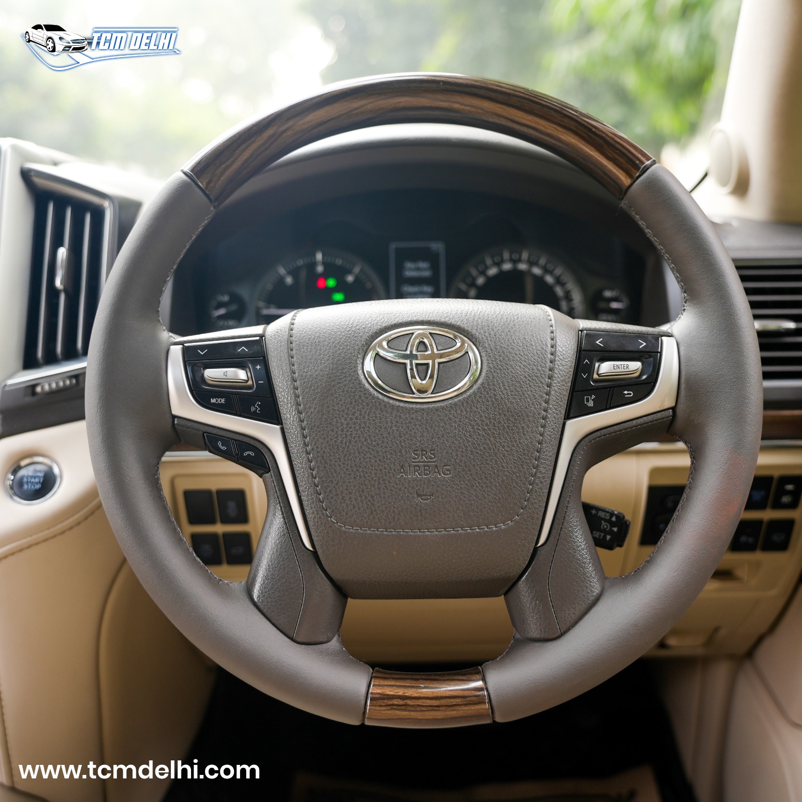 TOYOTA LAND CRUISER V8