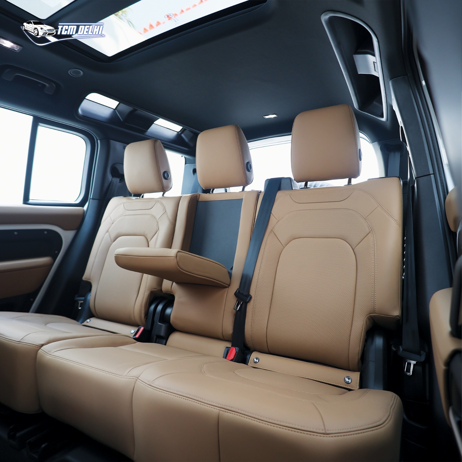 LAND ROVER DEFENDER PS300 XDYNAMIC HSE