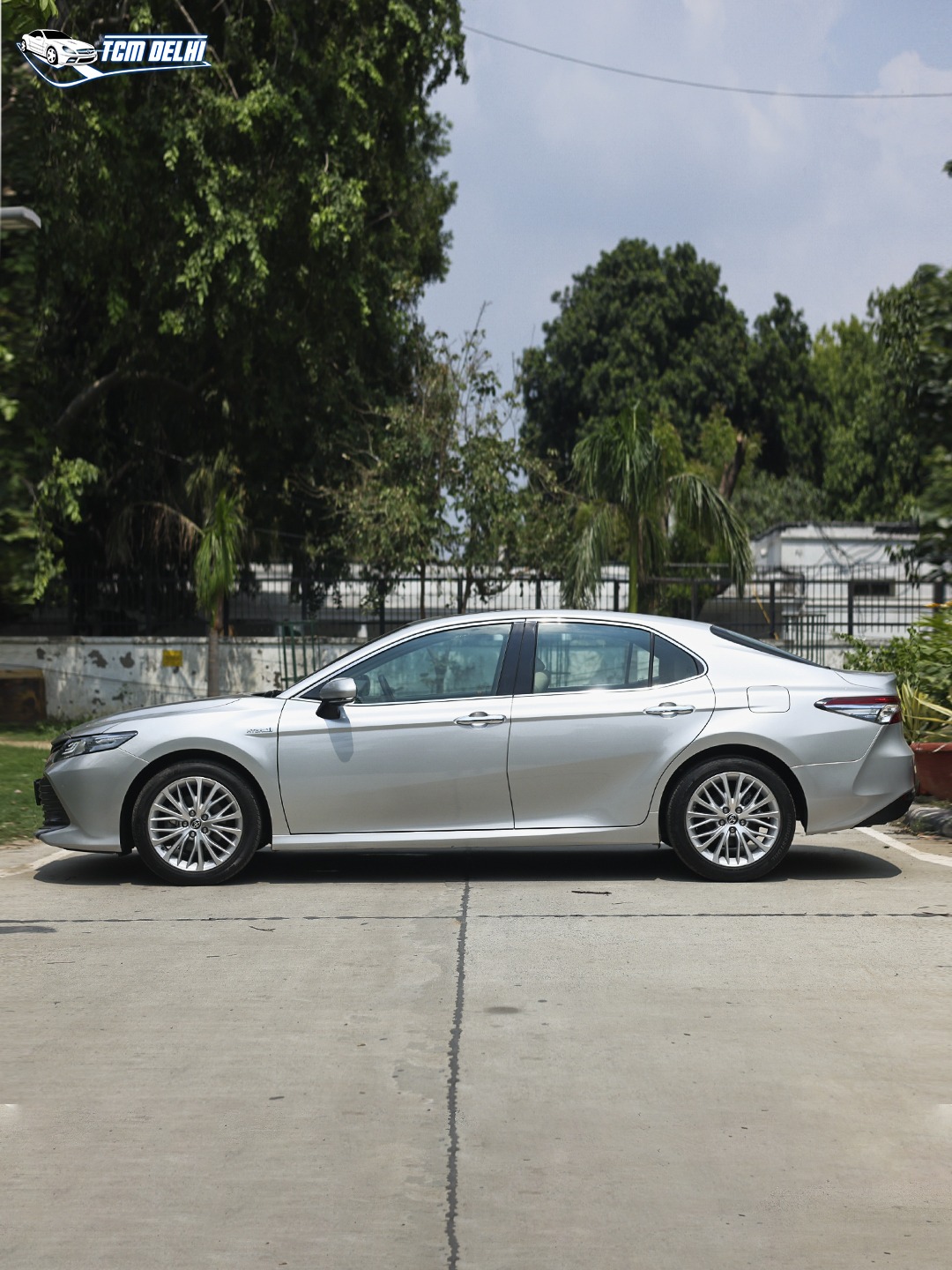 TOYOTA CAMRY HYBRID