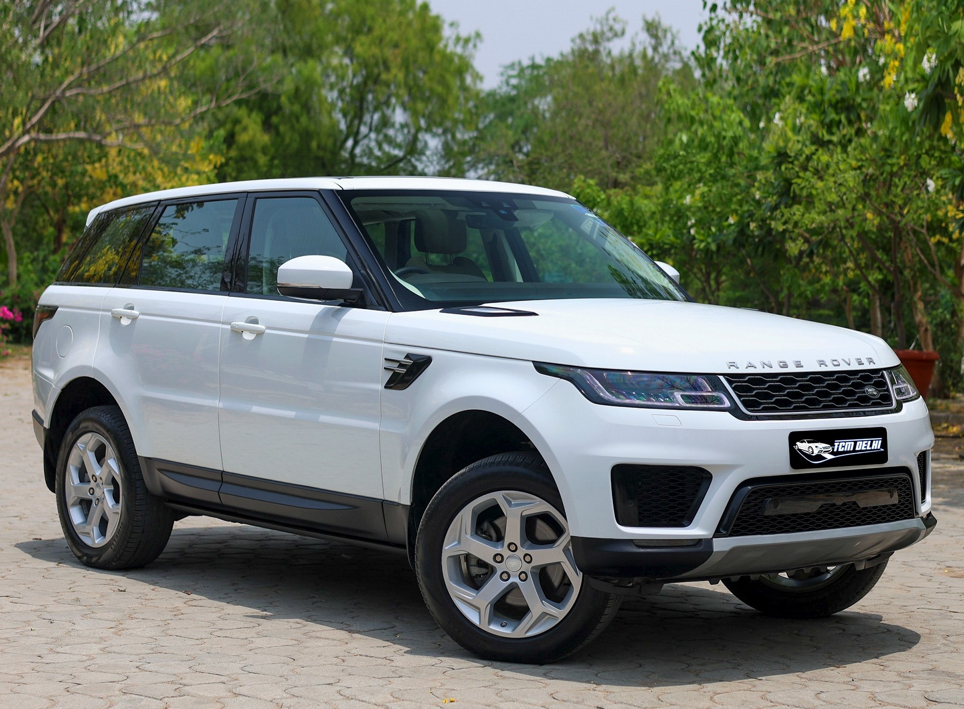 Buy Used Luxury Cars Near Me – Best Deals in 2025 | The Car Mall