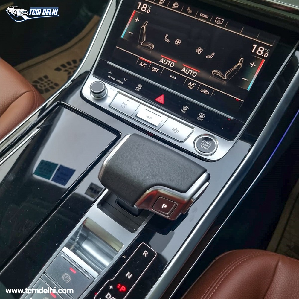 AUDI Q7 55TFSI TECHNOLOGY