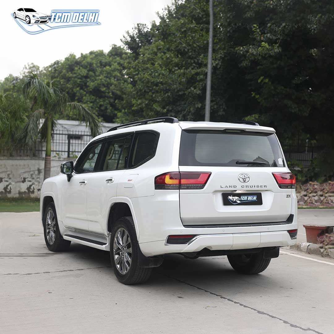 TOYOTA LAND CRUISER ZX300