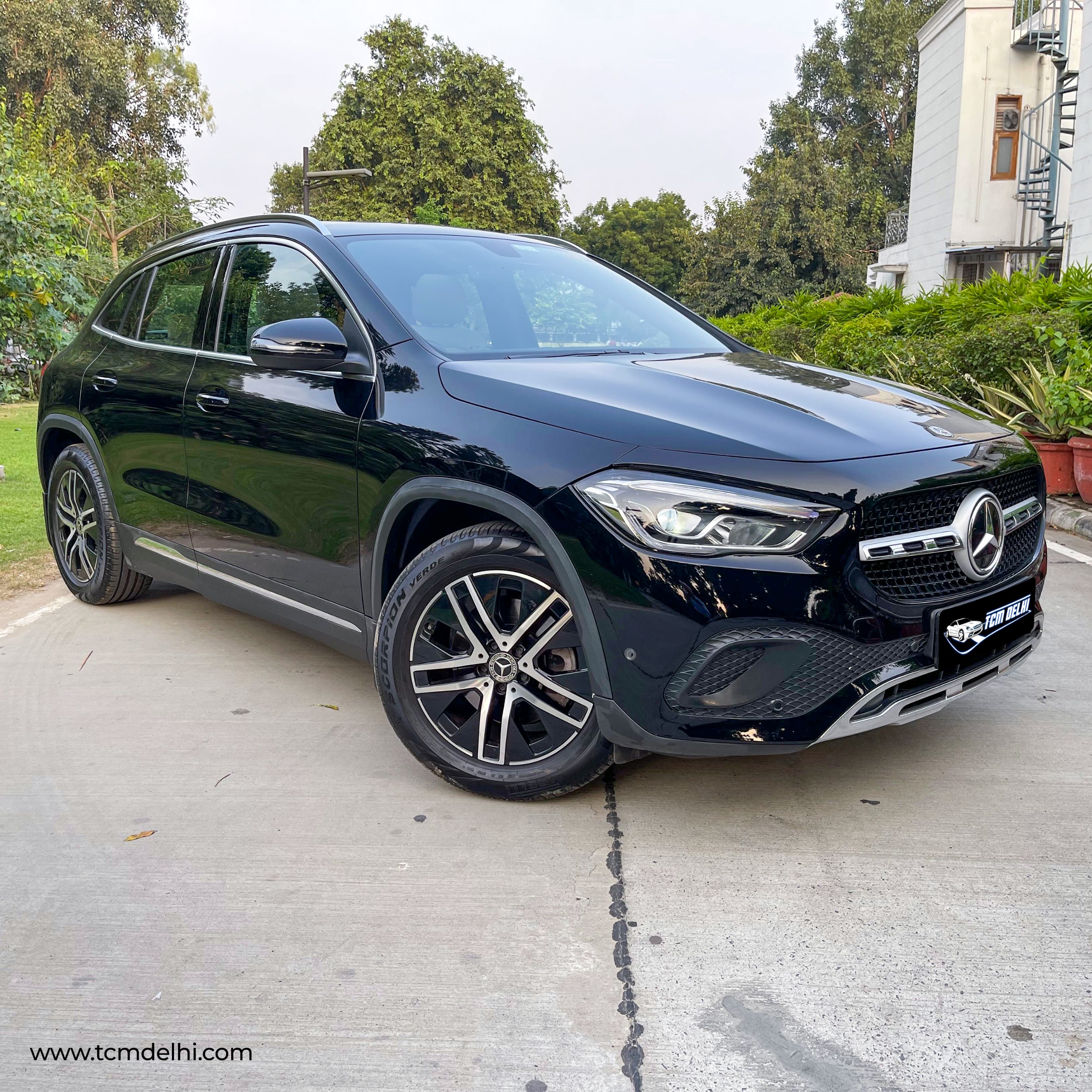 MERCEDES BENZ GLA220D