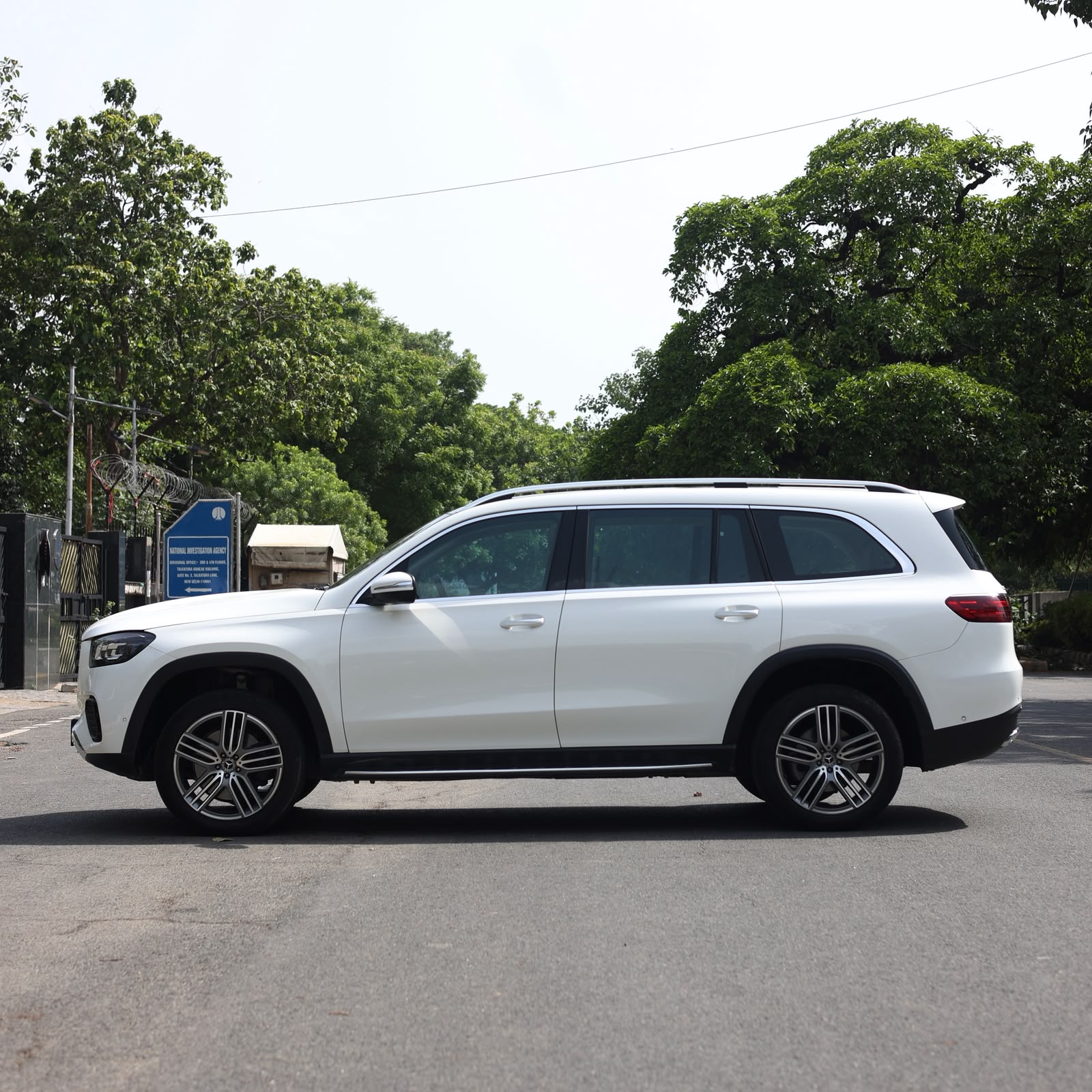 MERCEDES BENZ GLS450 4MATIC