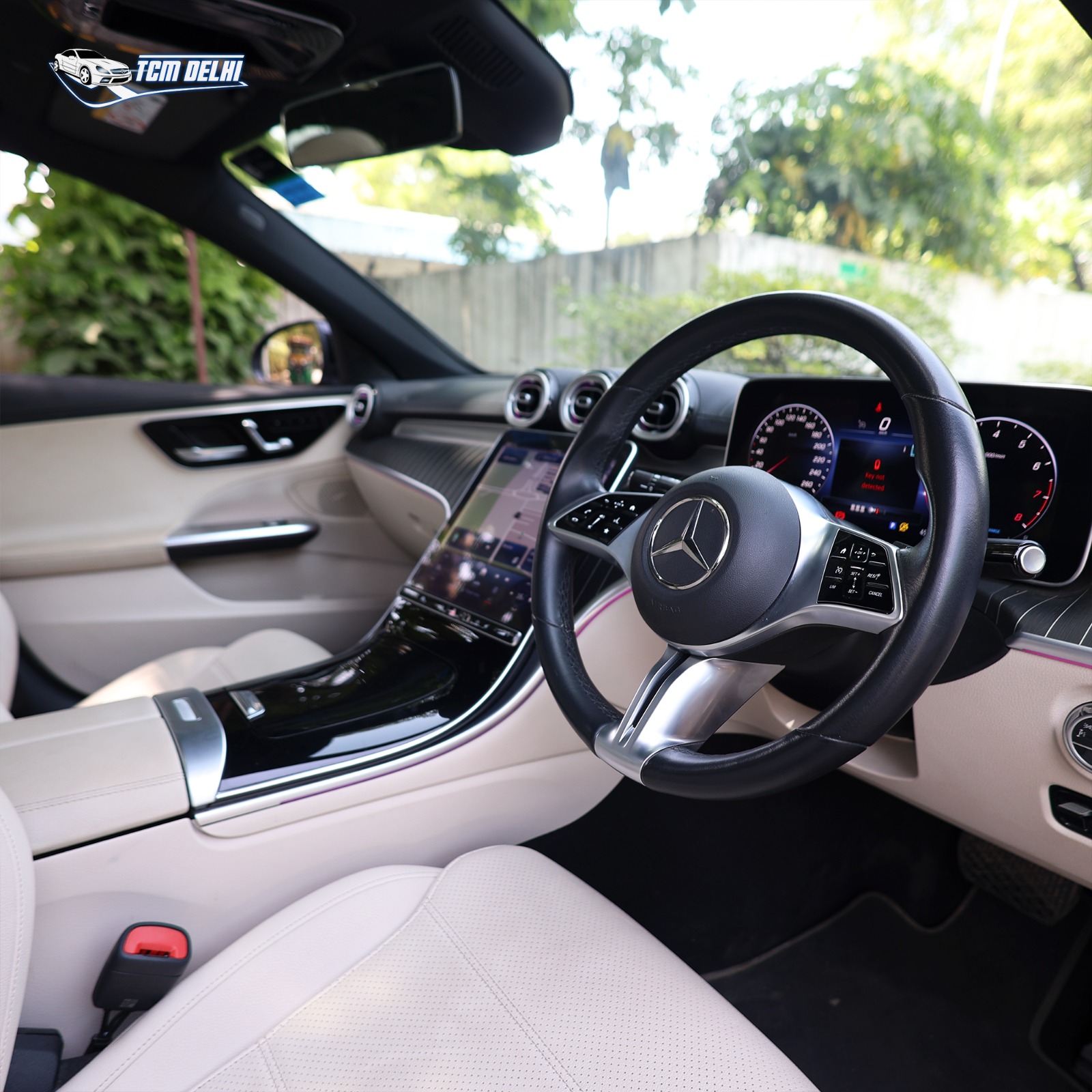 MERCEDES BENZ C200