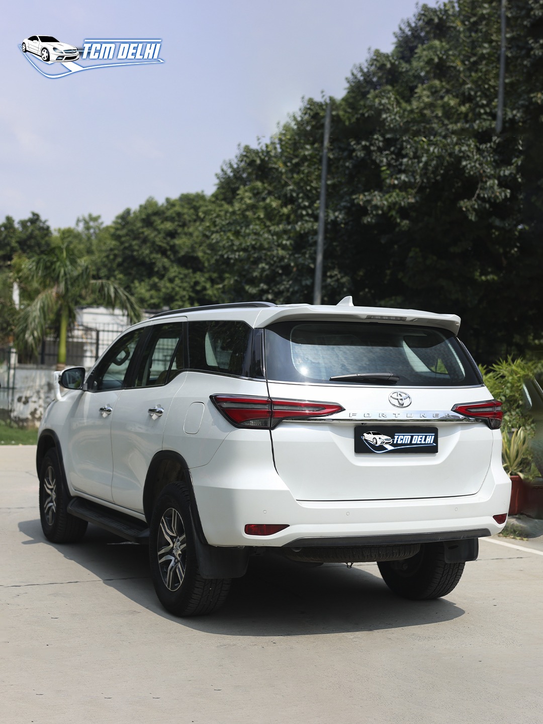 TOYOTA FORTUNER 4X2 AUTOMATIC