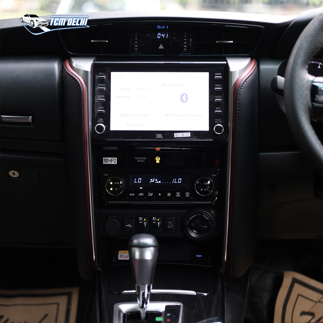TOYOTA FORTUNER LEGENDER 4X4 AT