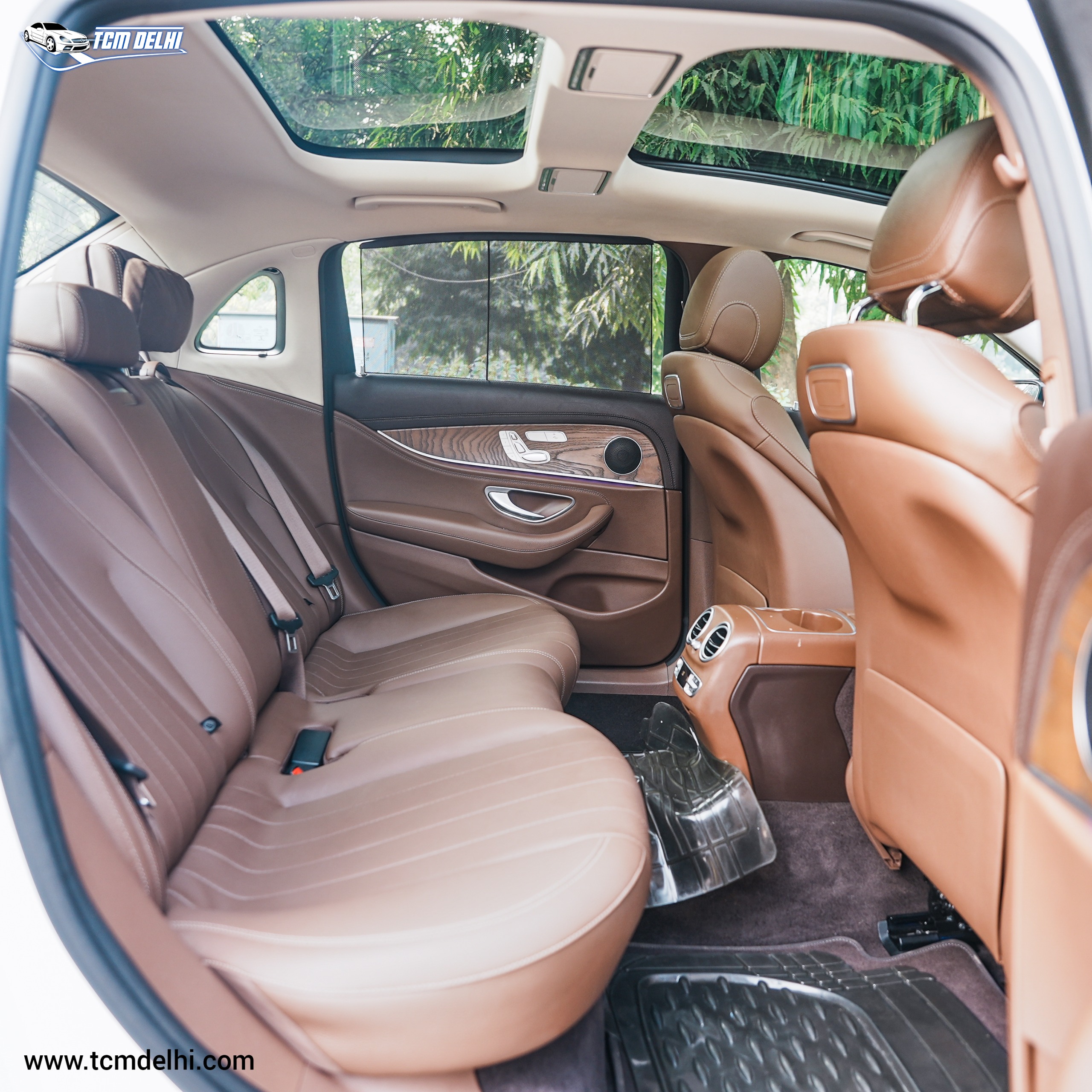 MERCEDES BENZ E200