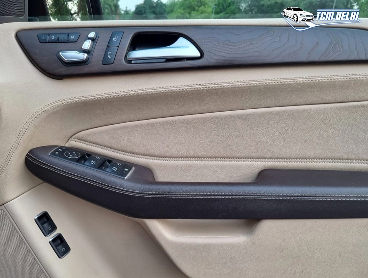 MERCEDES BENZ GLS350D 4MATIC