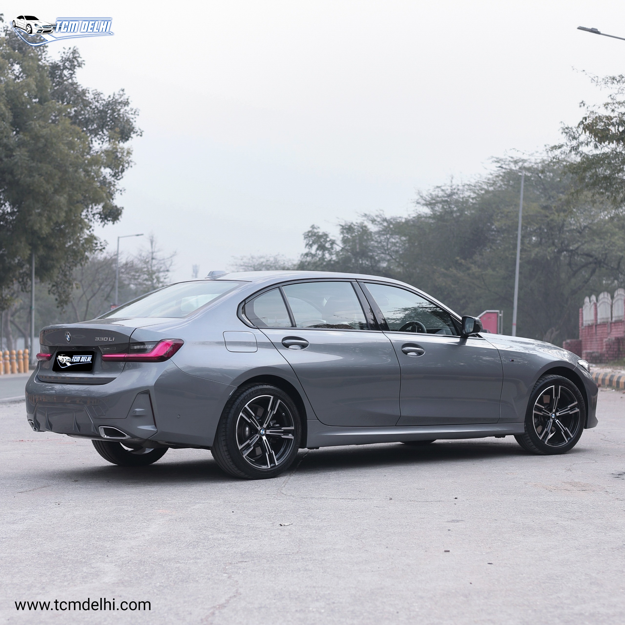 BMW 330Li MSPORTS