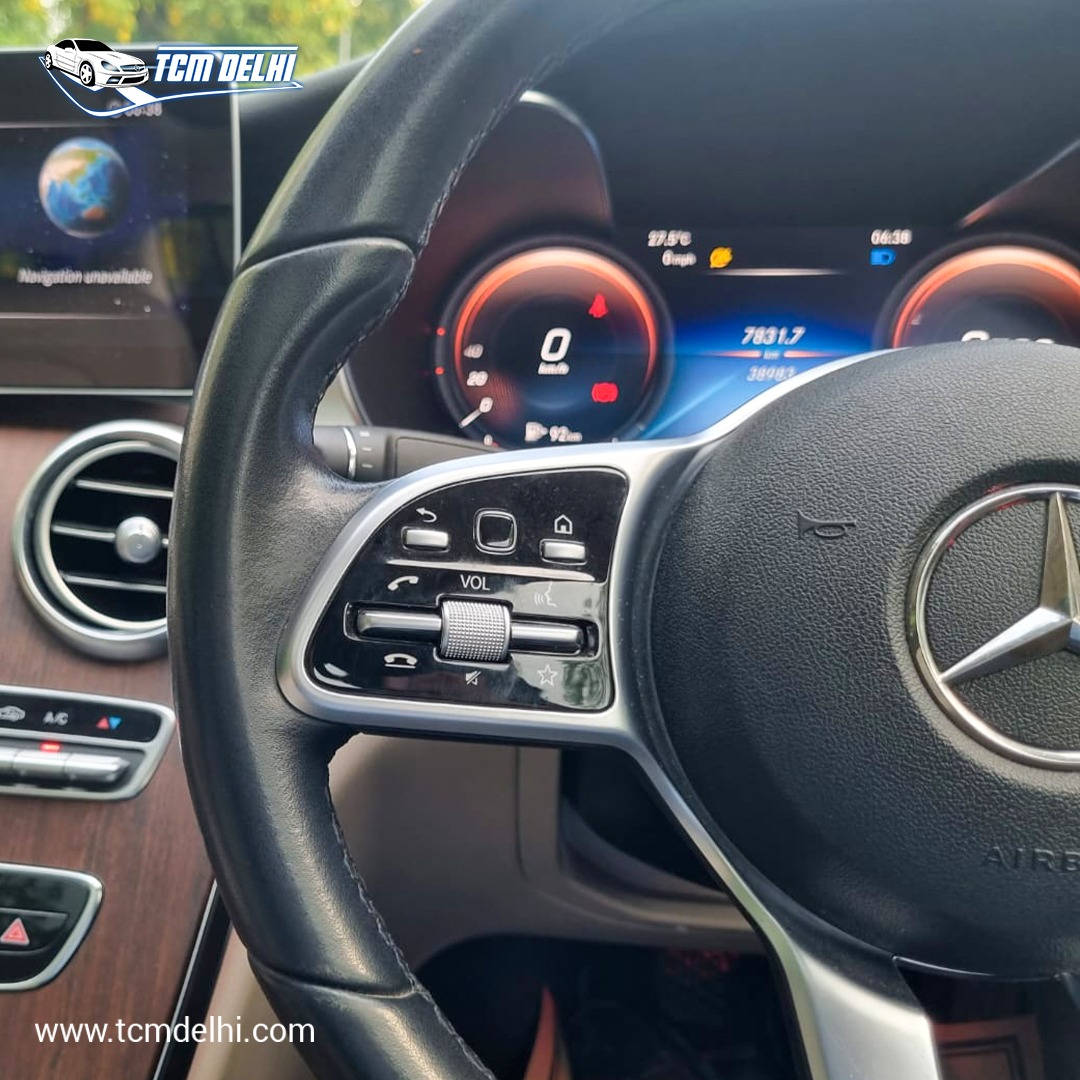 MERCEDES BENZ C200 PROGRASSIVE
