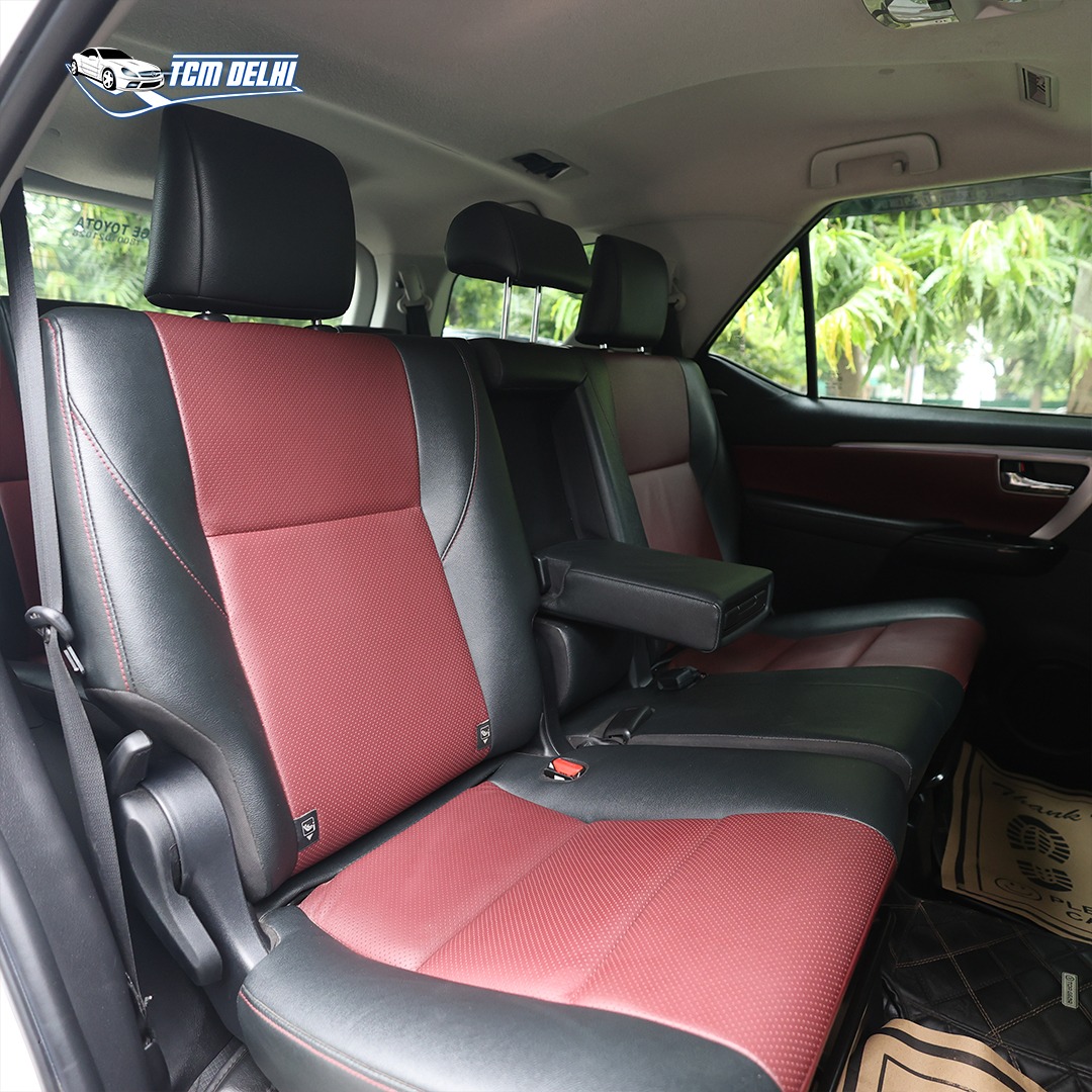 TOYOTA FORTUNER LEGENDER 4X4 AT