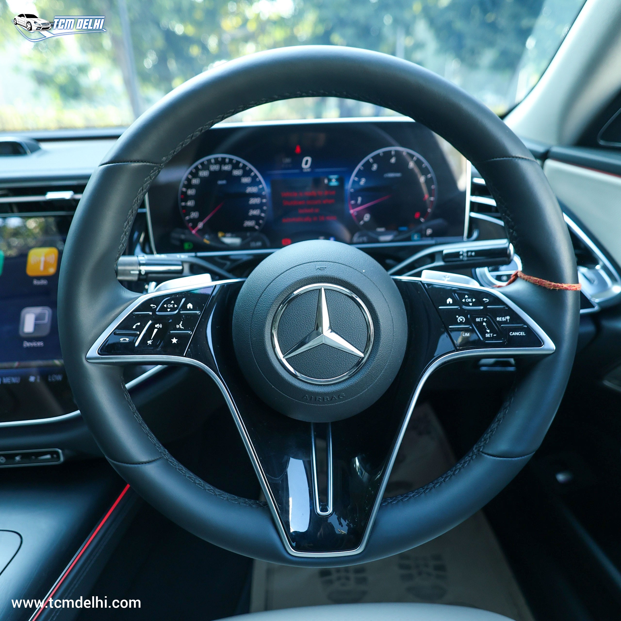 MERCEDES BENZ E200