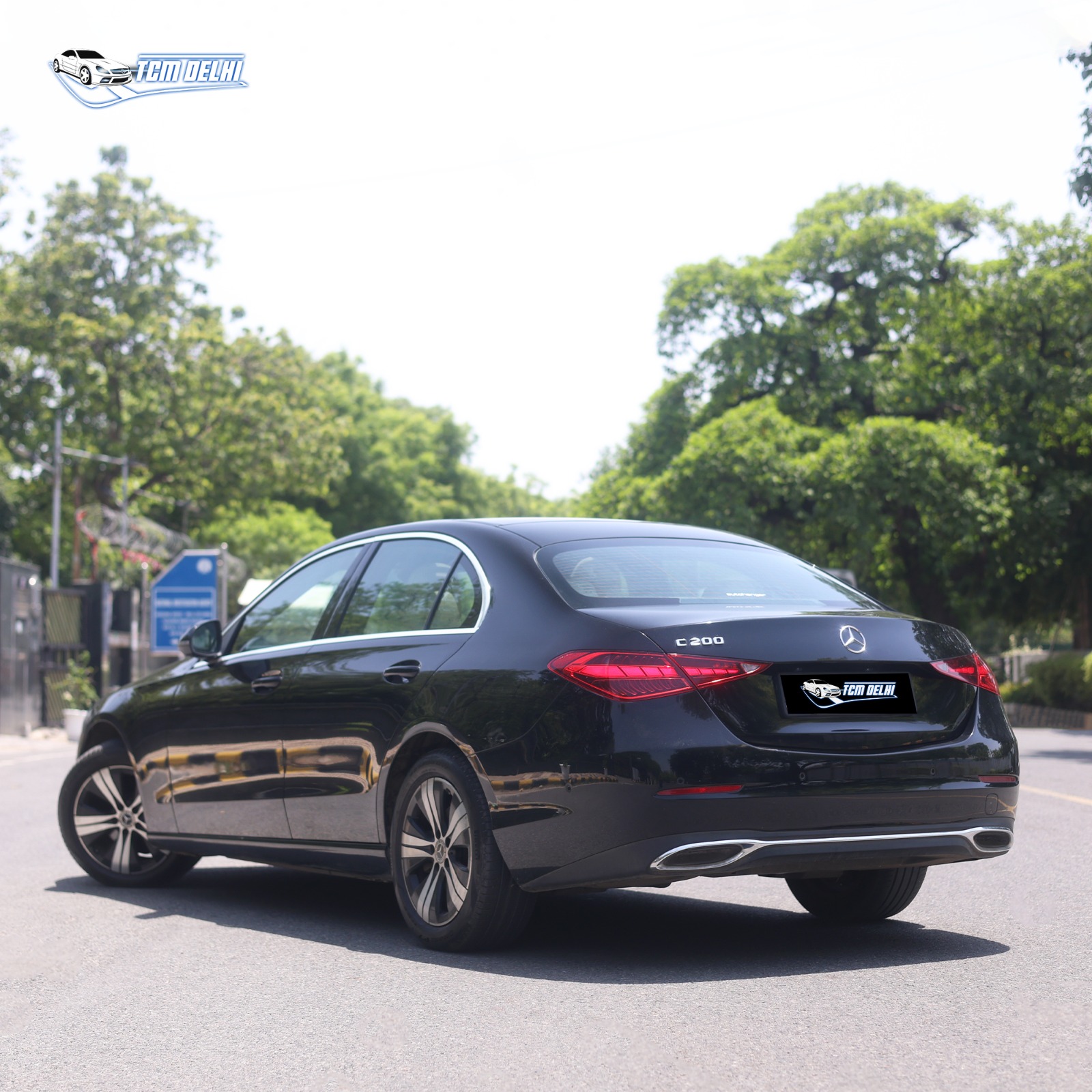 MERCEDES BENZ C200