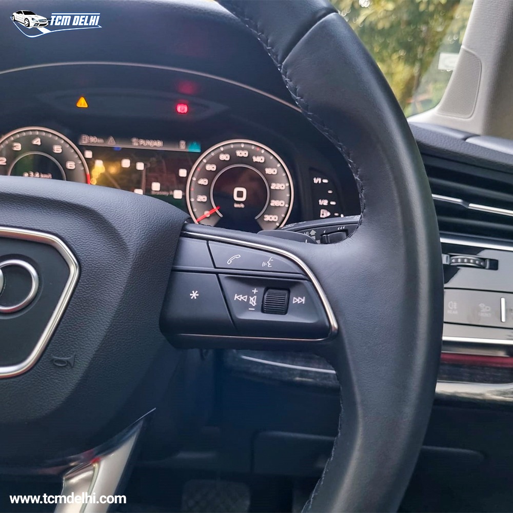AUDI Q7 55TFSI TECHNOLOGY