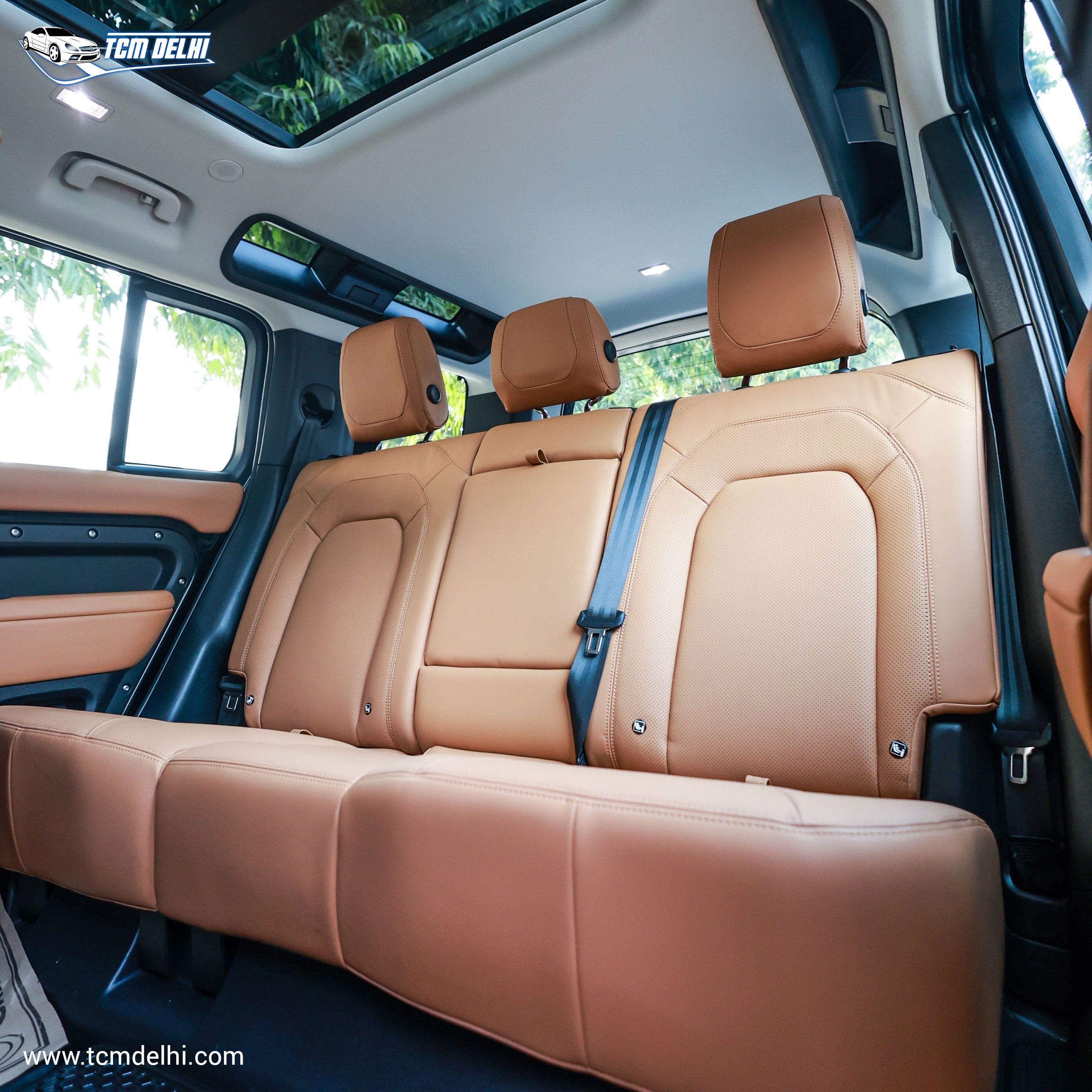 LAND ROVER DEFENDER 2.0 HSE 110PS