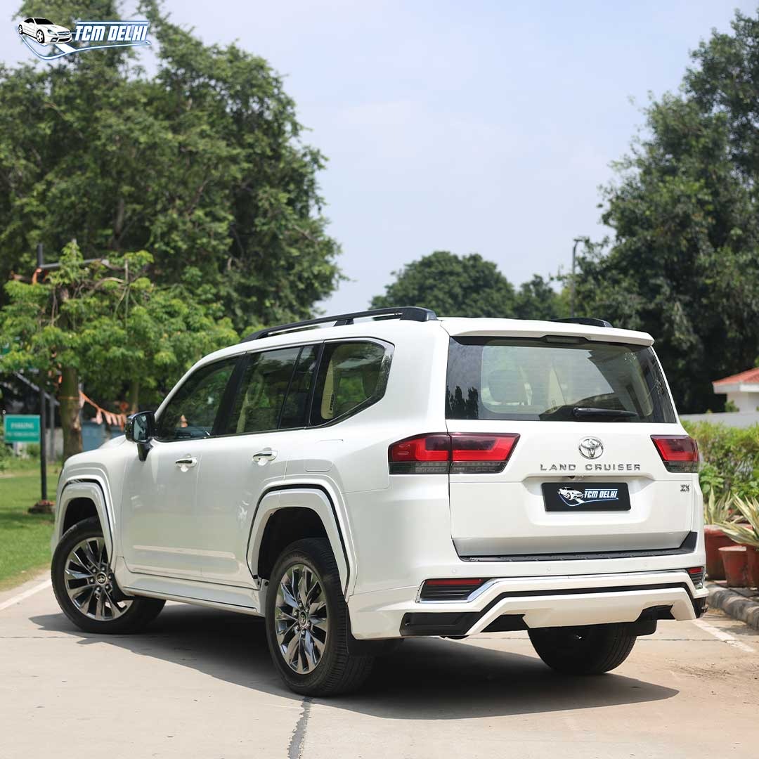 TOYOTA LAND CRUISER ZX300