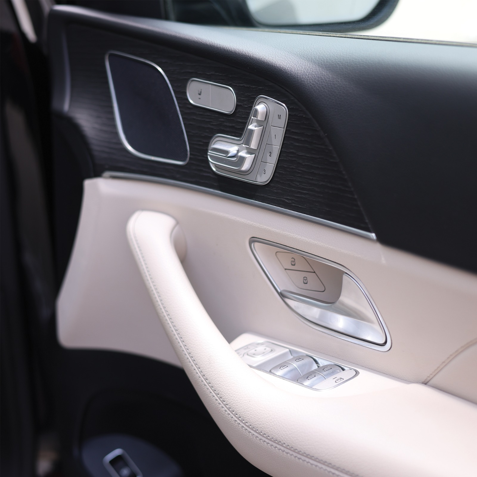 MERCEDES BENZ GLE400d