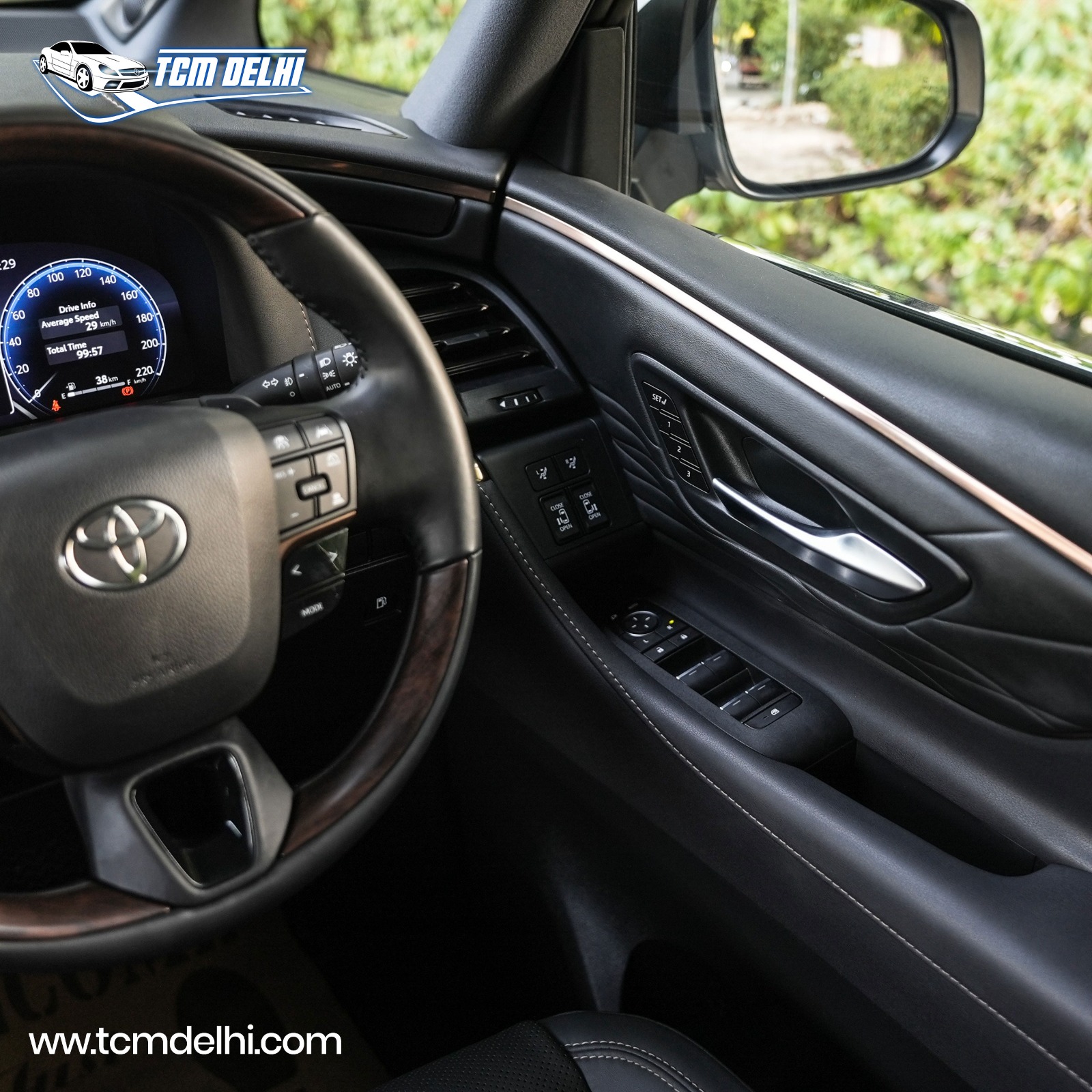 TOYOTA VELLFIRE HYBRID HI