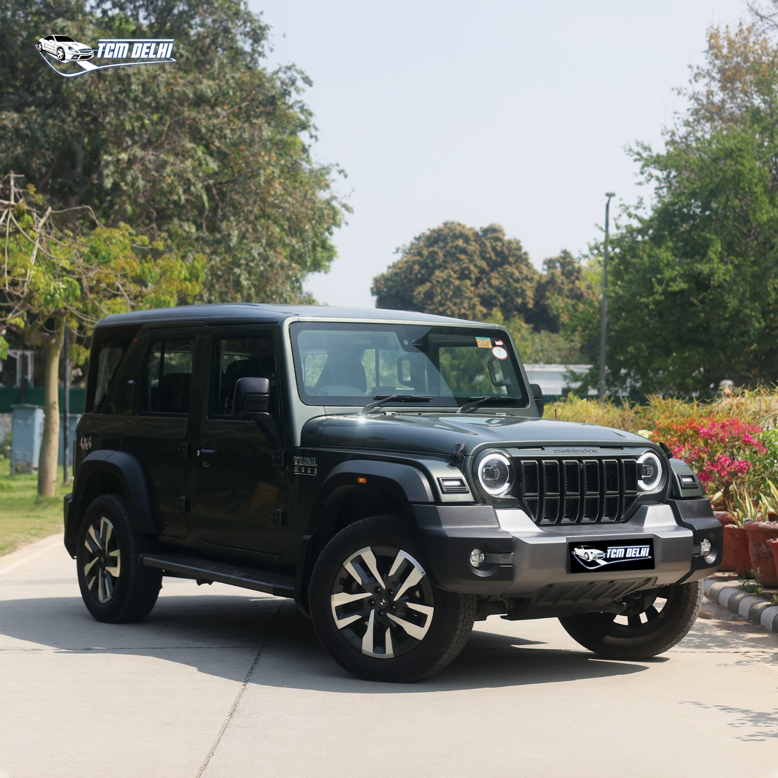 MAHINDRA THAR ROXX AXL AT