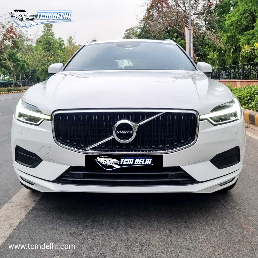 VOLVO XC60 D4 MOMENTUM