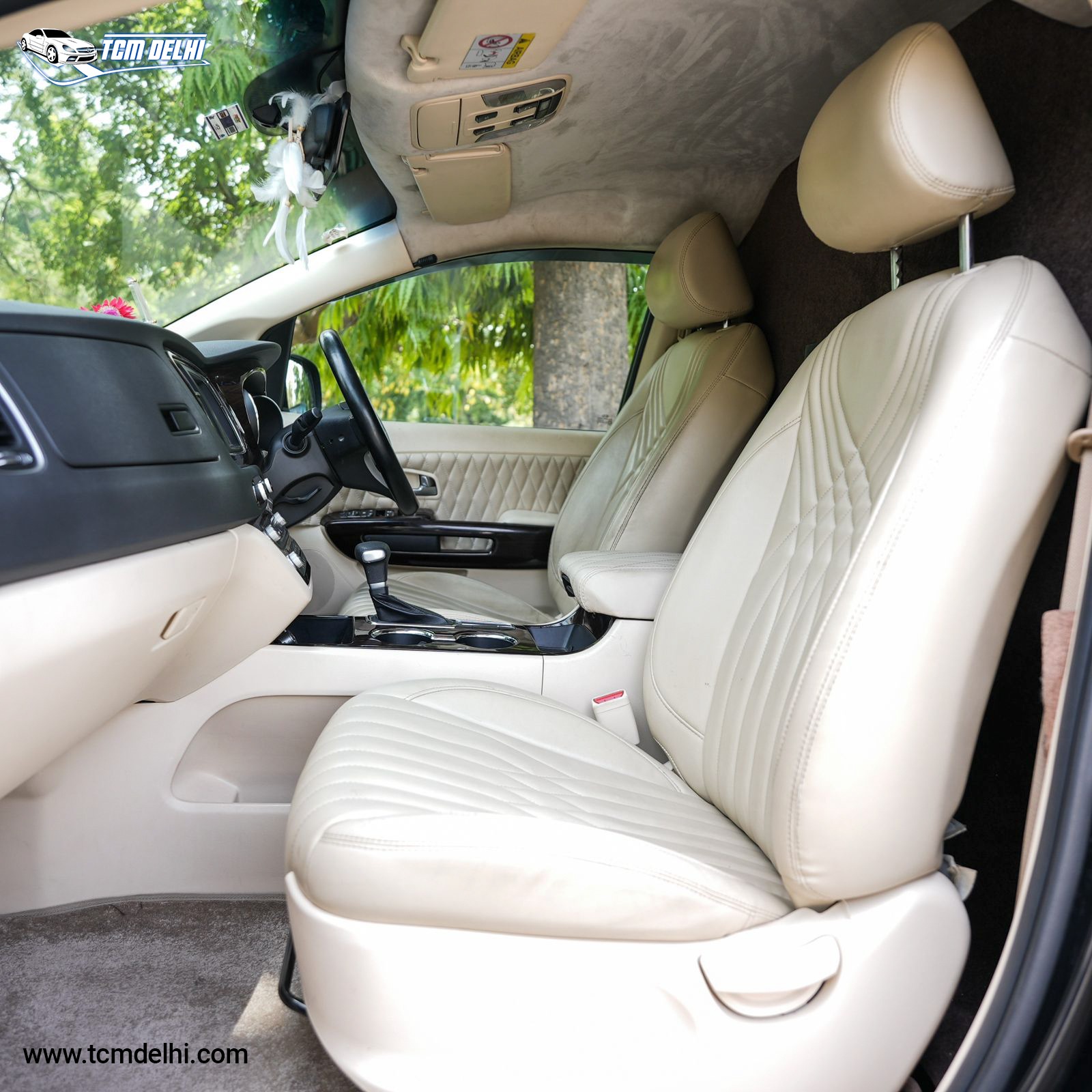 KIA CARNIVAL LIMOSINE+