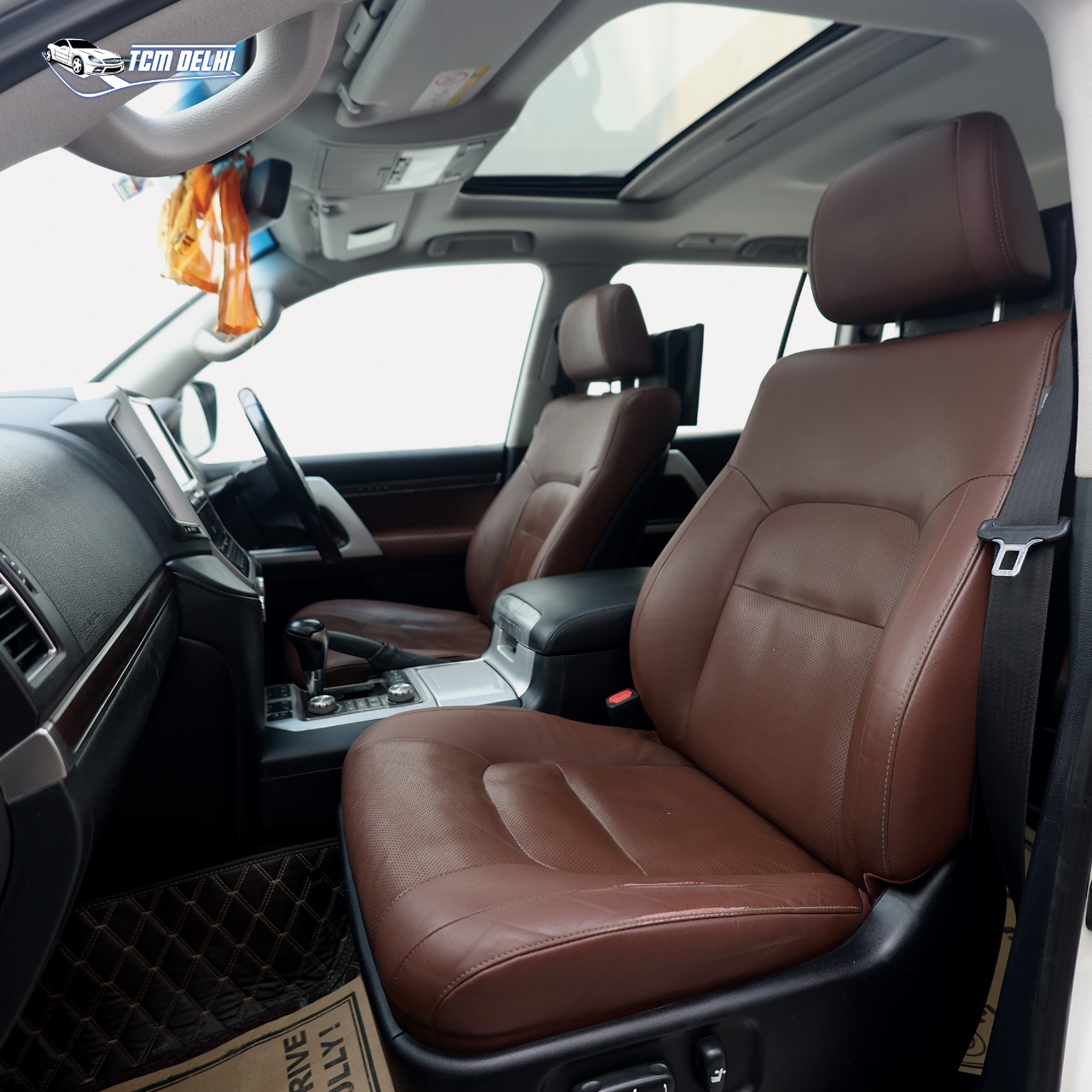 TOYOTA LAND CRUISER VX200